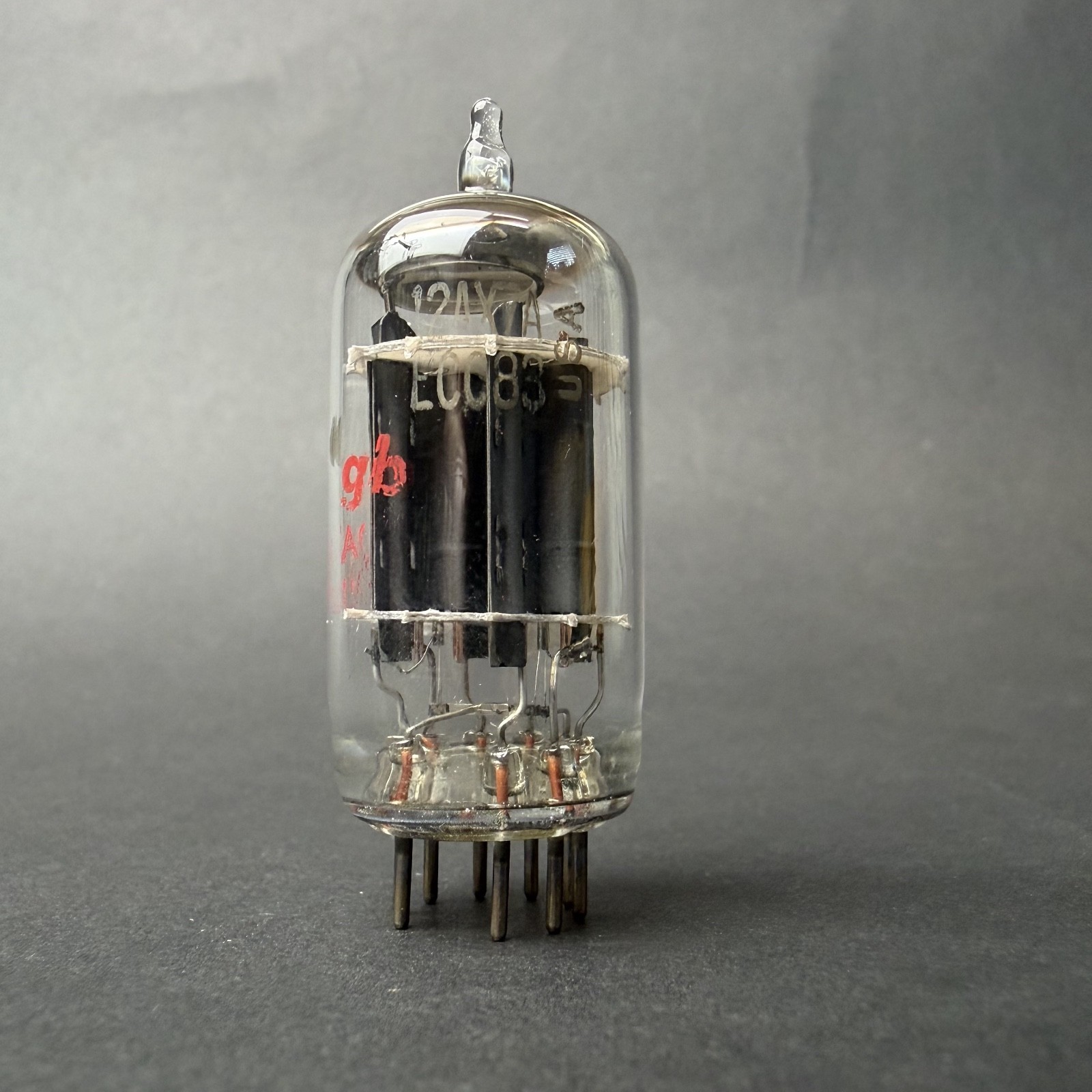 1972 12AX7A ECC83 Sylvania Tube Gray Short Plate O Getter TV7 Test NOS SY-25