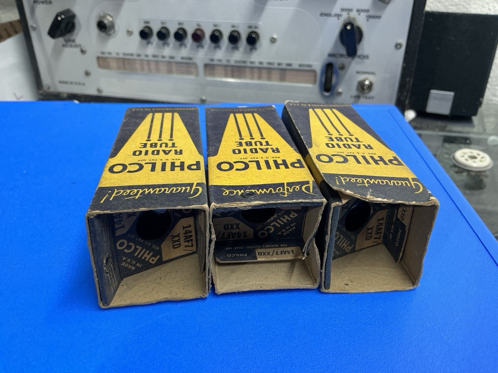 THREE PHILCO 14AF7 XXD AMPLIFIER VACUUM TUBE – NOS/NIB