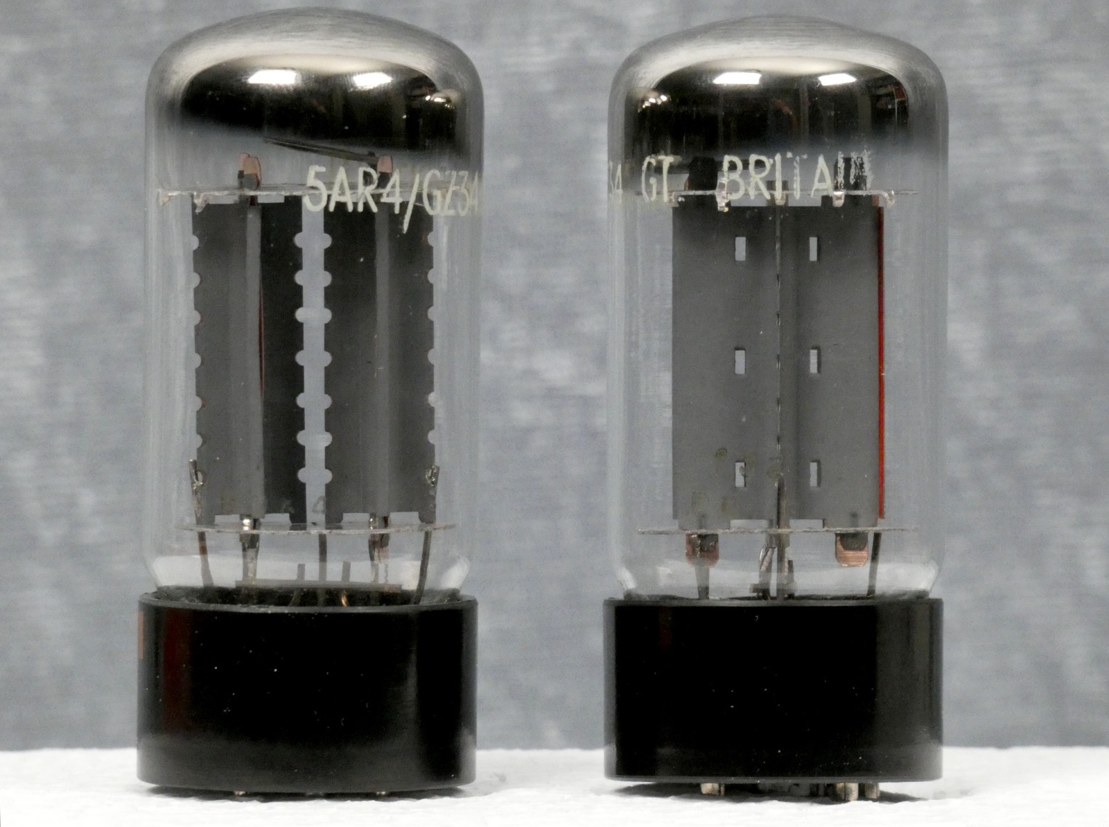 Pair of vintage NOS Mullard GZ34 / 5AR4 rectifier tubes, f32, 7-notch, Blackburn