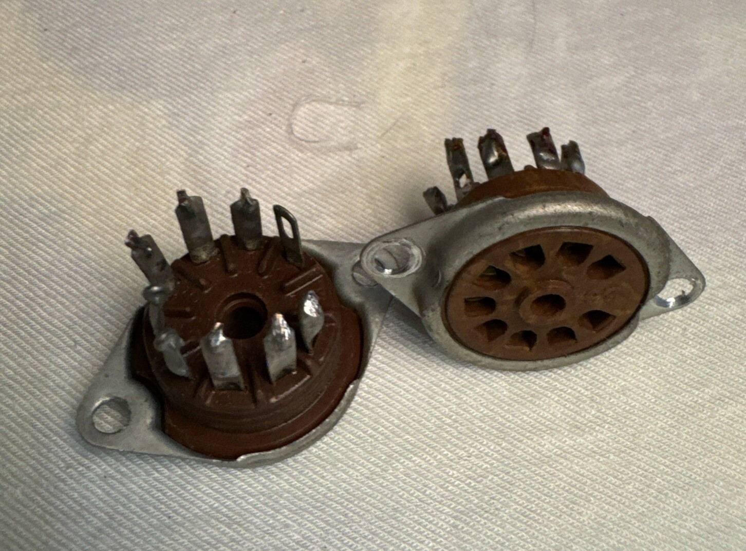 Vacuum Tube 9 Pin OEM Tube Socket Pre Owned