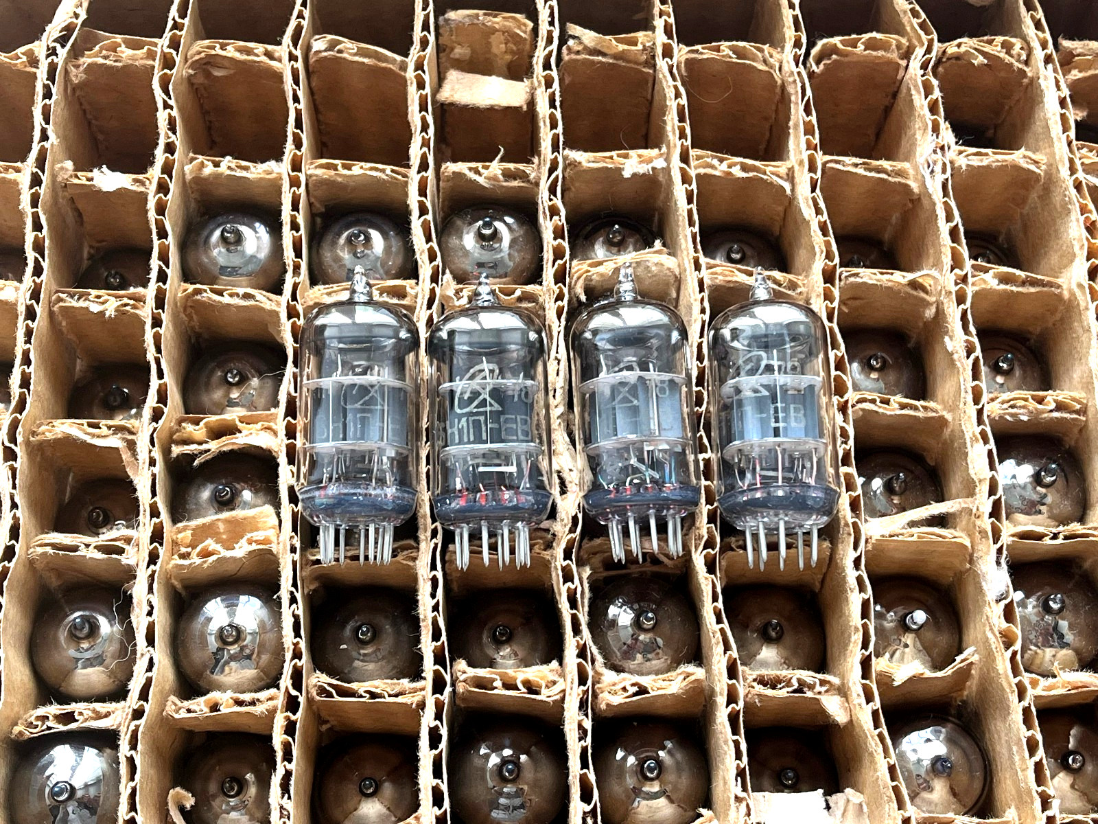 4pcs 6N1P-EV / 6Н1П-ЕВ ~ E88CC, 6DJ8 Triode Vacuum Tube NEVZ Soviet 70-80s NOS