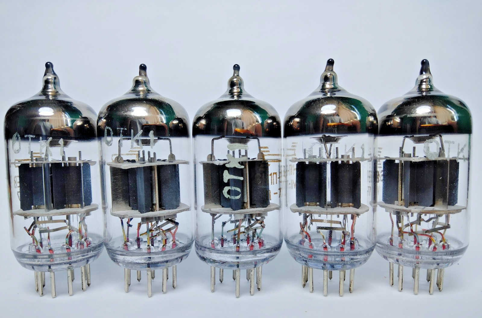 50 pcs NEW 6N1P-EV / 6N1P /6N1 Voshod tubes , Same Date 07. 1977