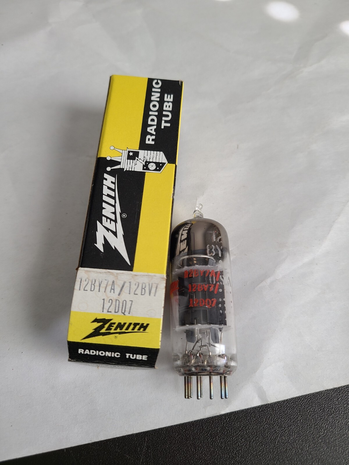 Lot 10 ZENITH/FUTABA Electronic Tubes w BOXES 10GK6, 11AF9, 17CT3, 12BD6 Etc
