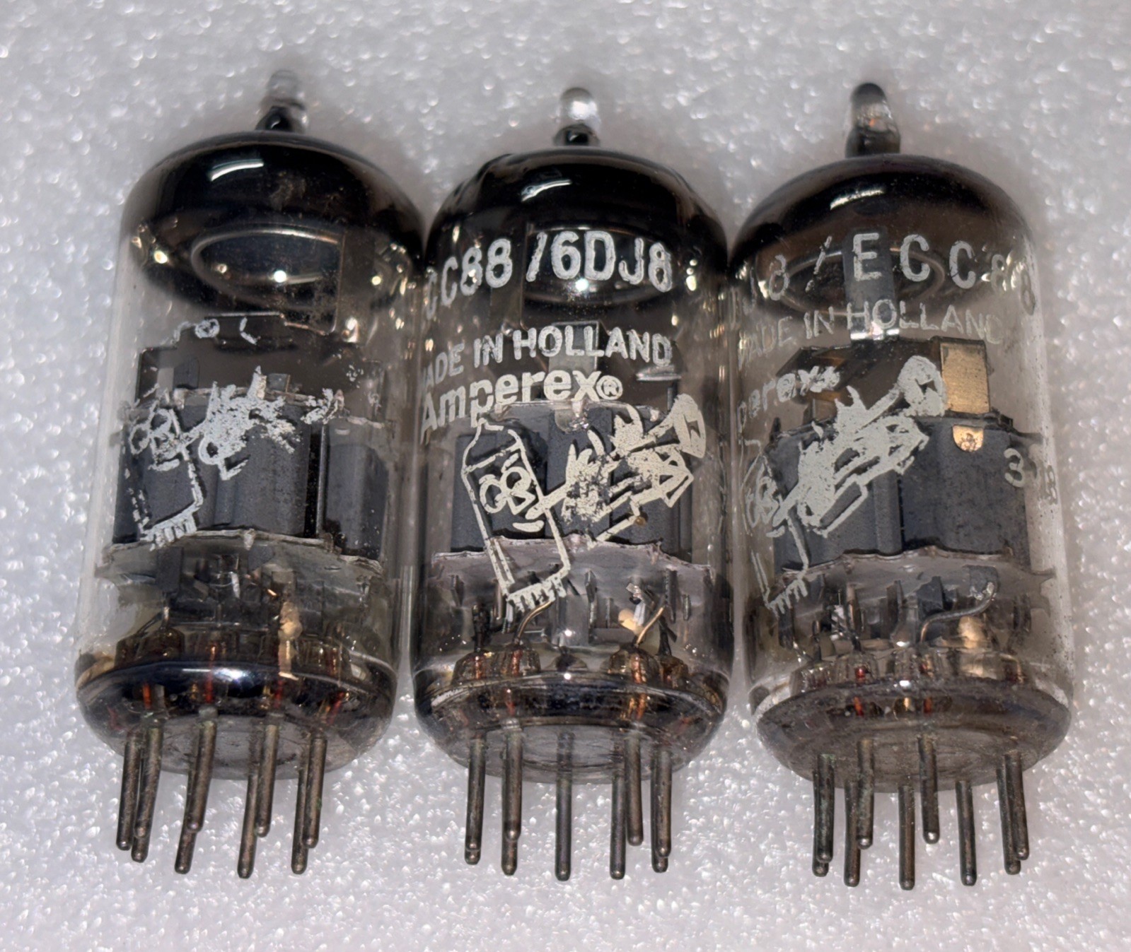 Amperex Bugle Boy 6DJ8 ECC88 Vacuum Tubes Lot Of 3 TV7 Tested Strong