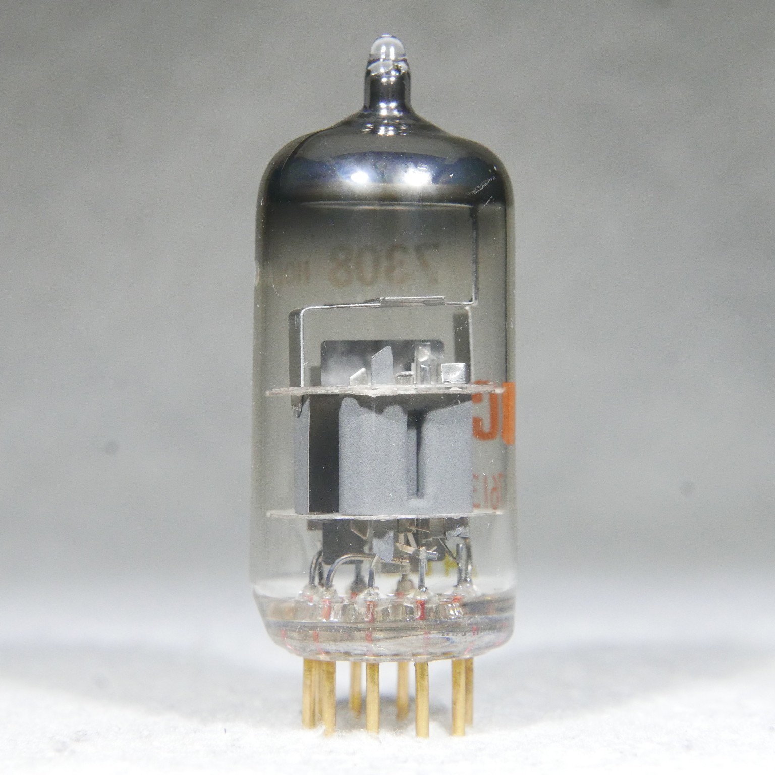 NOS/NIB Amperex (RCA Label) 7308/E188CC O-Getter Gold Pin Made in Holland 1974