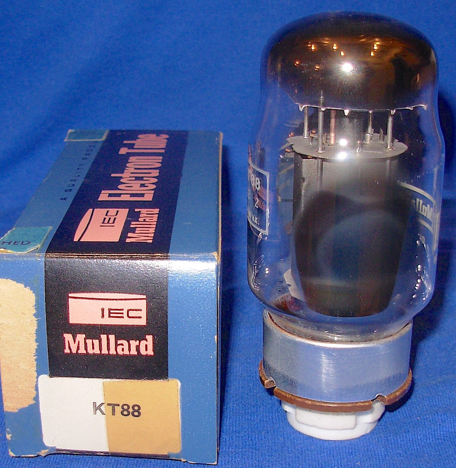 NOS / NIB GEC Black Plate KT88 Tube Branded For Mullard