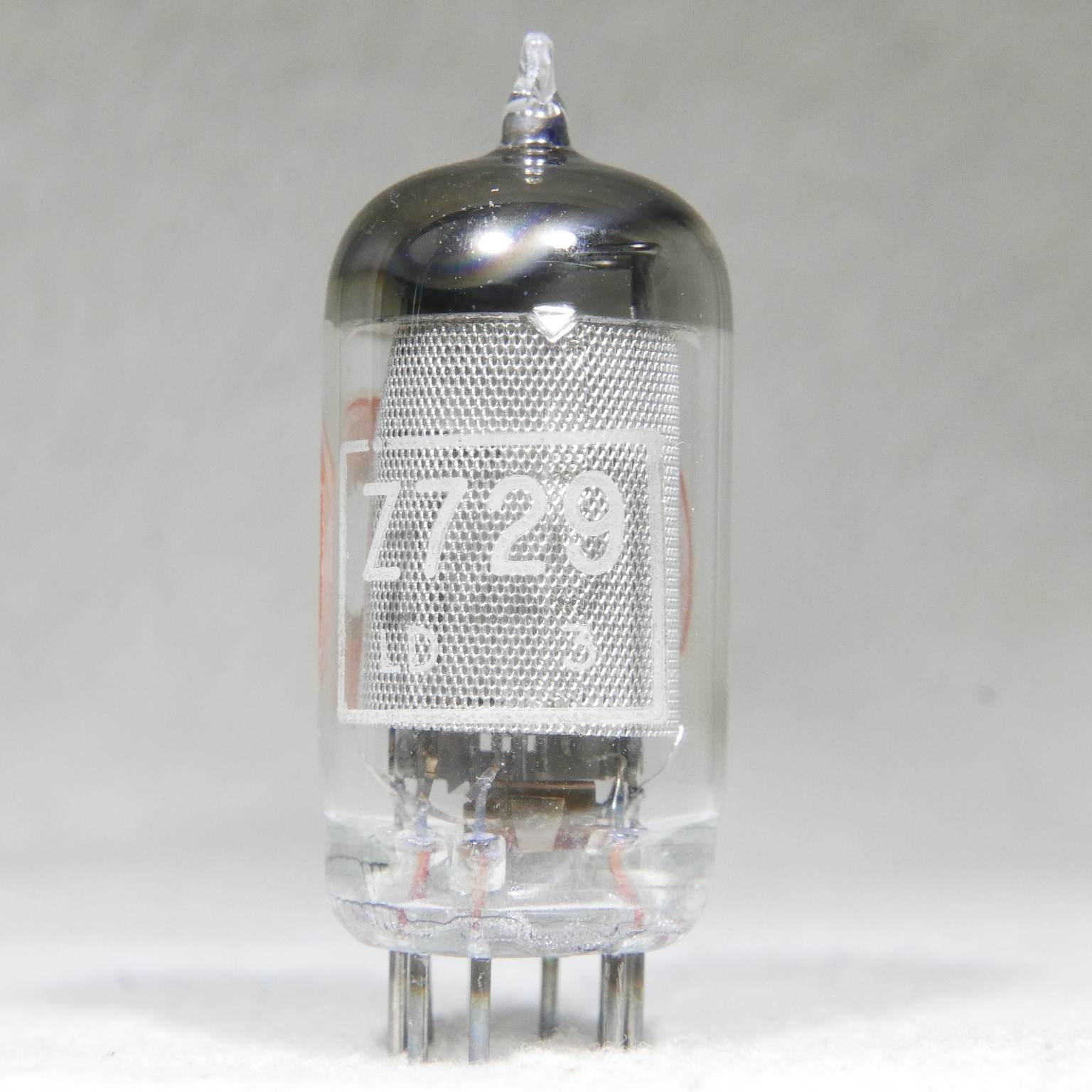 Genalex/GEC (Emitron Label) Z729/EF86 Long Fine Mesh Plate UK April 1955