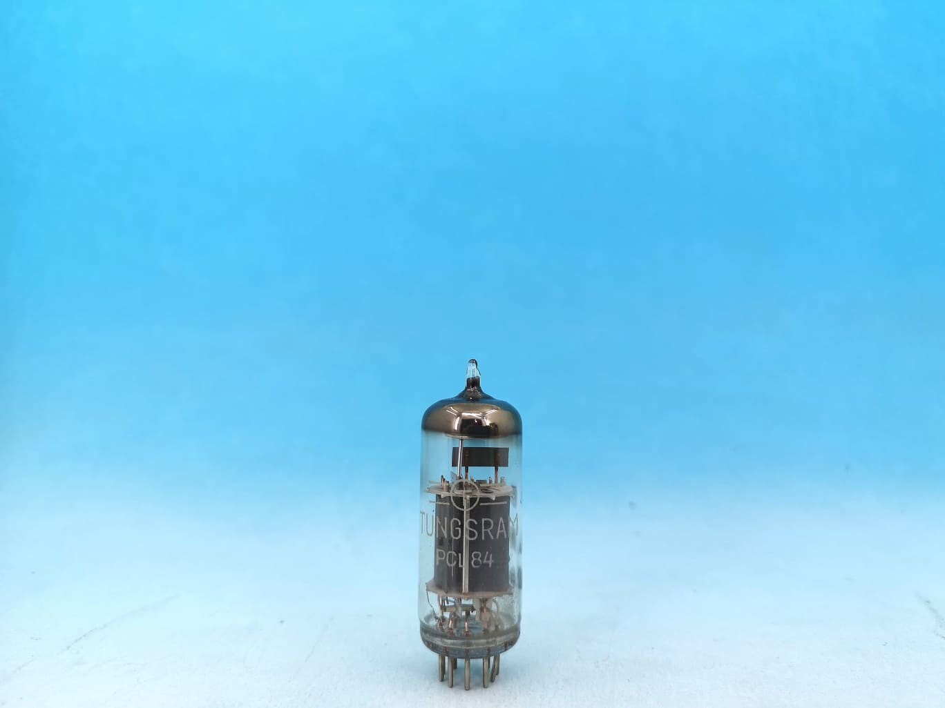 1 x PCL84 by TUNGSRAM HUNGARY Triode-Pentode Tube / 15DQ8 15TP7