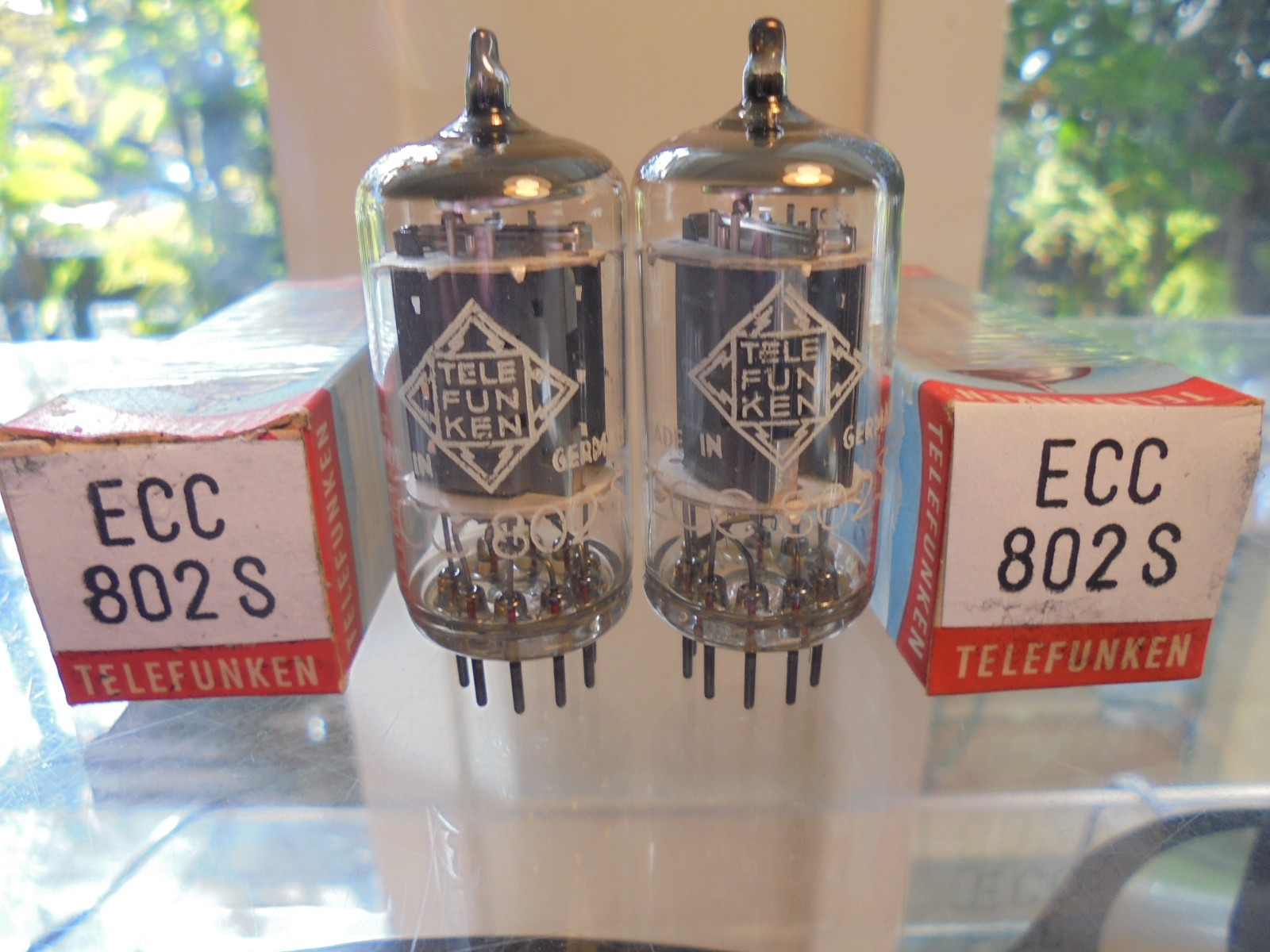 TELEFUNKEN ECC802S 12AU7 NOS PAIR OF NEW OLD STOCK GERMAN VINTAGE VALVES TUBES