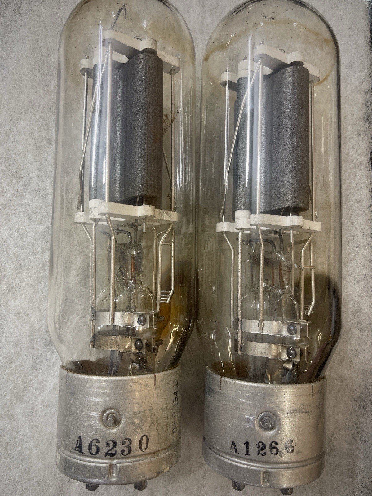 RCA 211 VT-4-C Nos Tested Military Stock April 1943 Tightly Matched Pair Rare