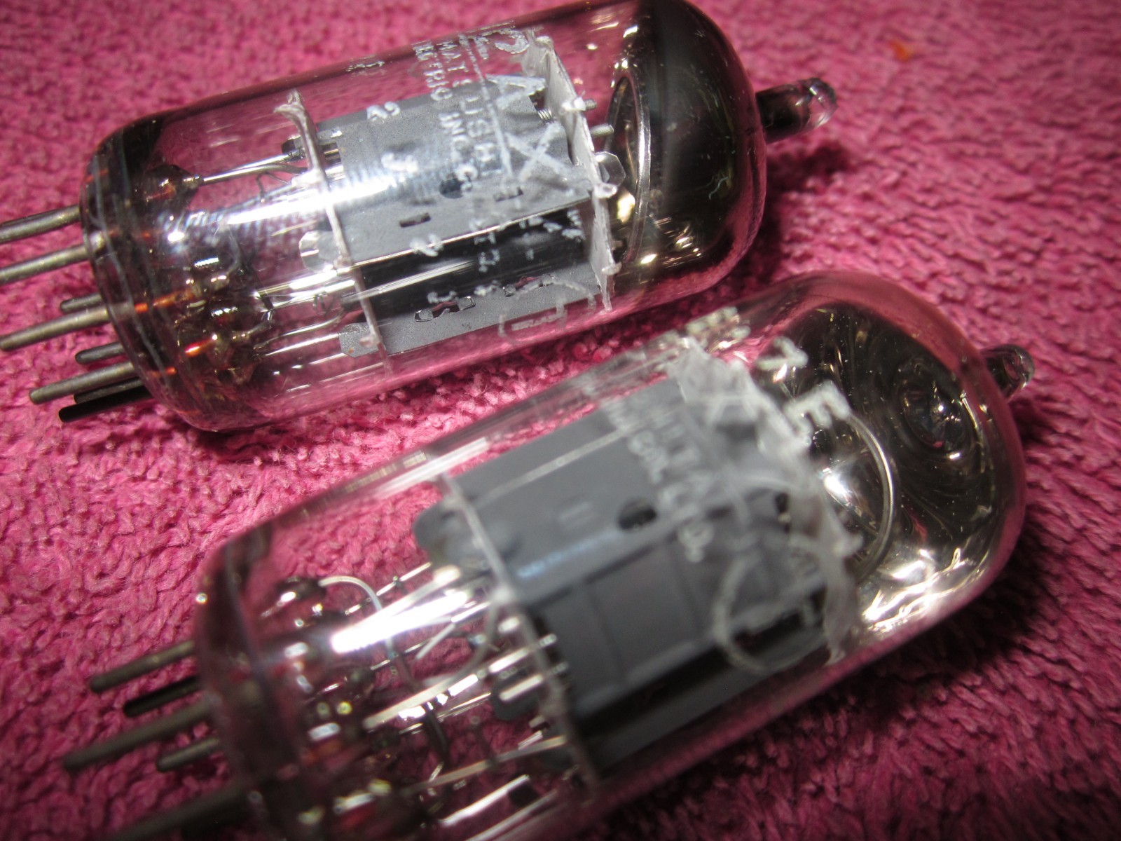 Matched PAIR Matsushita 12AX7 Tubes Halo Getter Strong ECC83