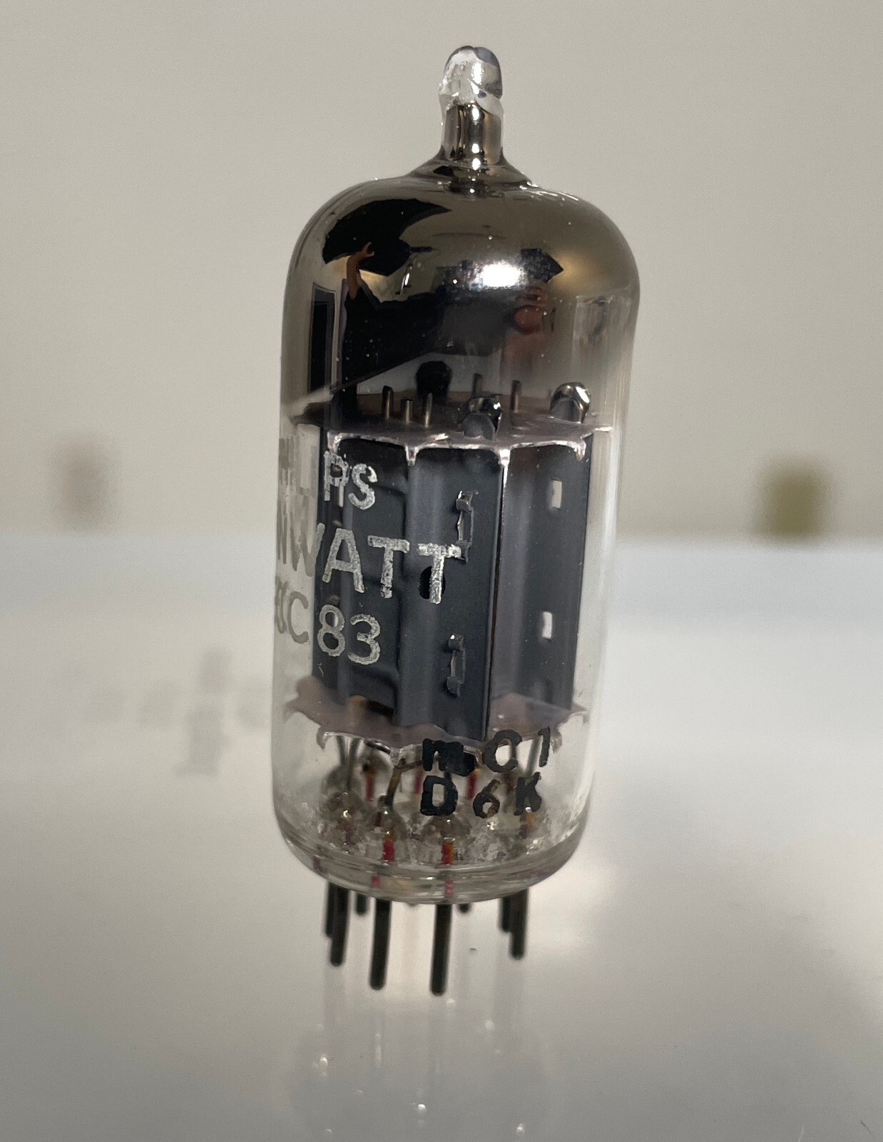 Philips / Miniwatt ECC83 / 12AX7 MC1 D6K #236 Dual Triode Tube Vintage Rare