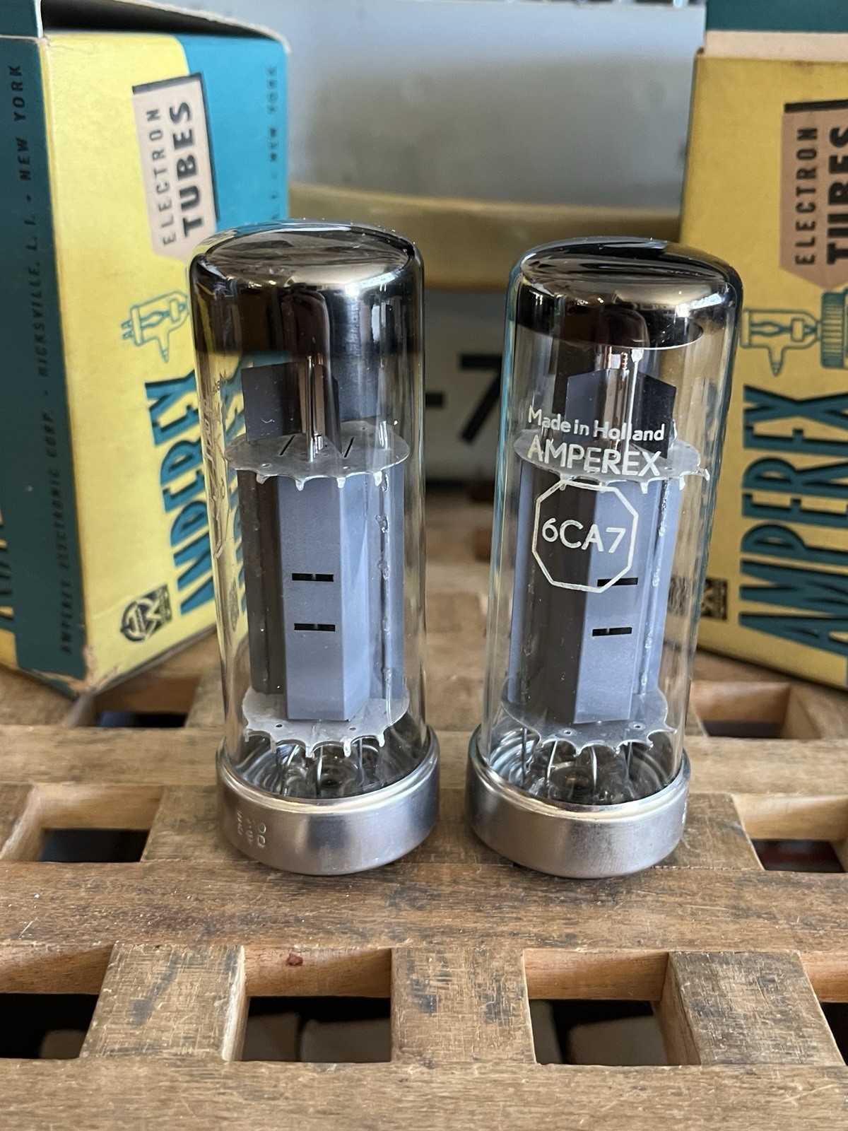 1956 Date Matched Pair SY0 Metal Base Amperex Philips 6CA7 EL34 Vacuum Tubes NOS