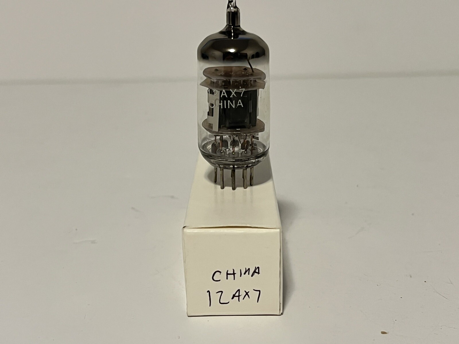 Made In China 12AX7 Vacuum Tube Tests Good 123 / 110