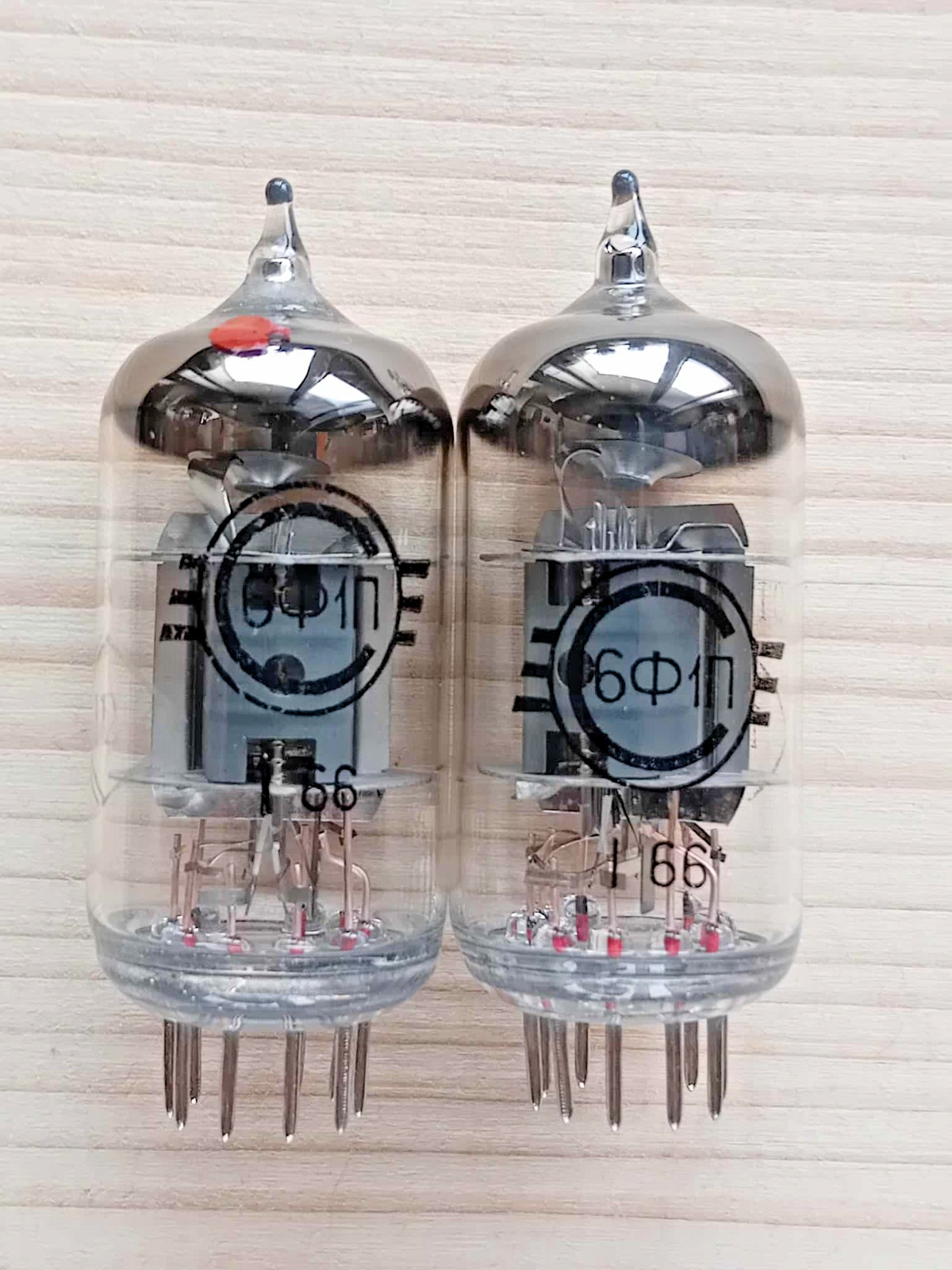 2 pcs 6F1P ( 6Ф1П ECF80 ) Same Date Vacuum Tubes Svetlana 60′ NEW NOS