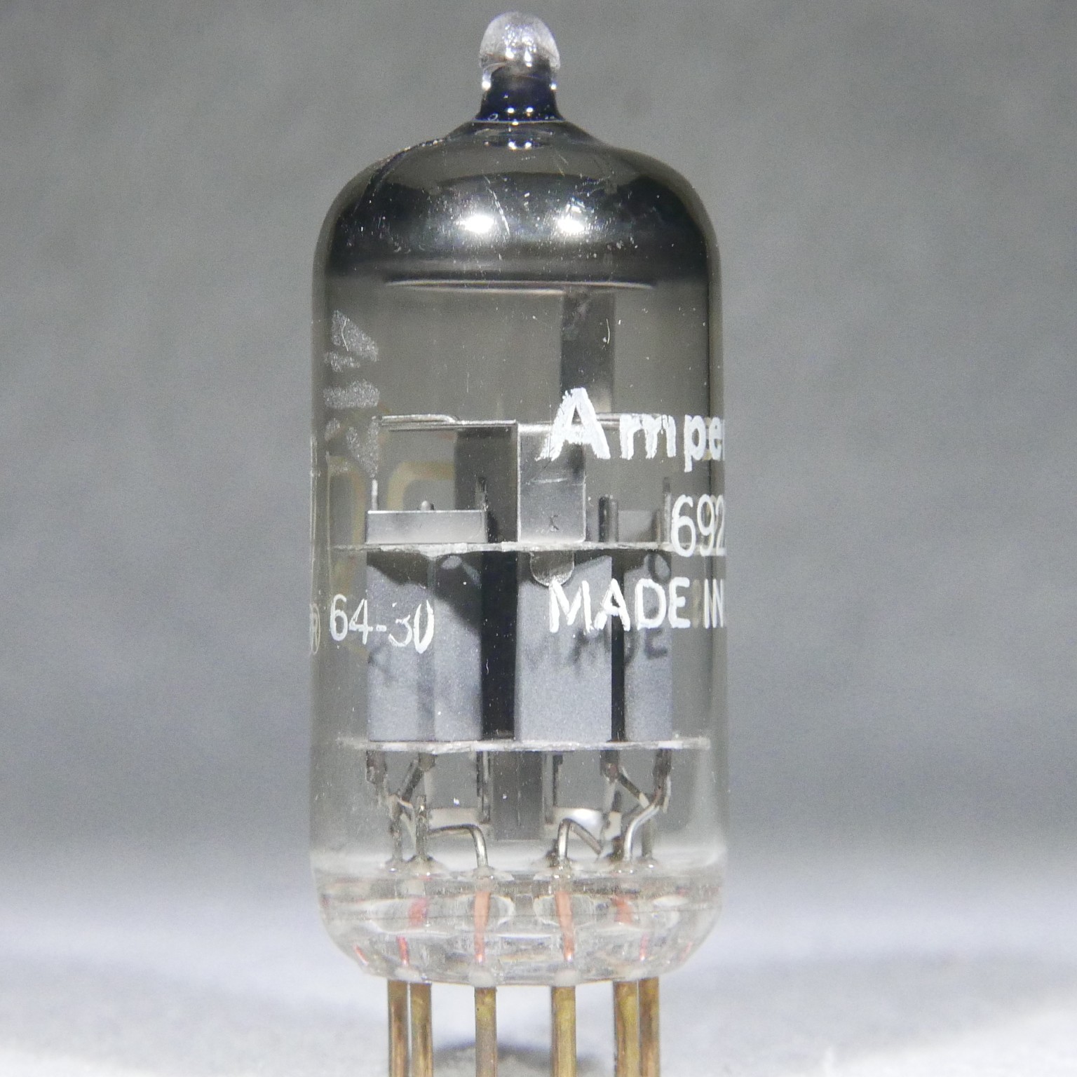 NOS/NIB Amperex PQ 6922/E88CC O-Getter Gold Pin Made in USA 1964