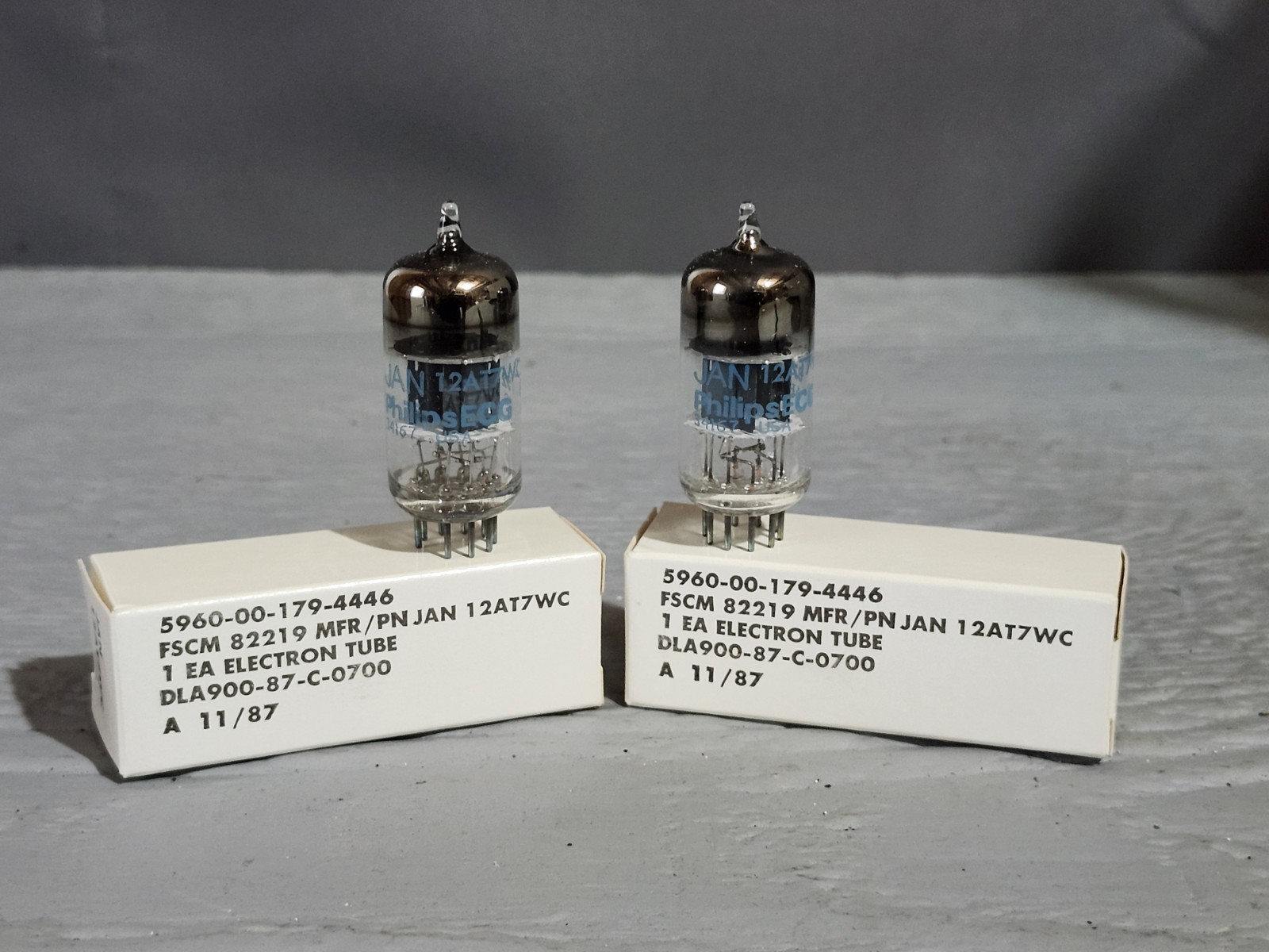 Lot Of 2 – JAN Phillips 12AT7WC Preamp Vacuum Tubes