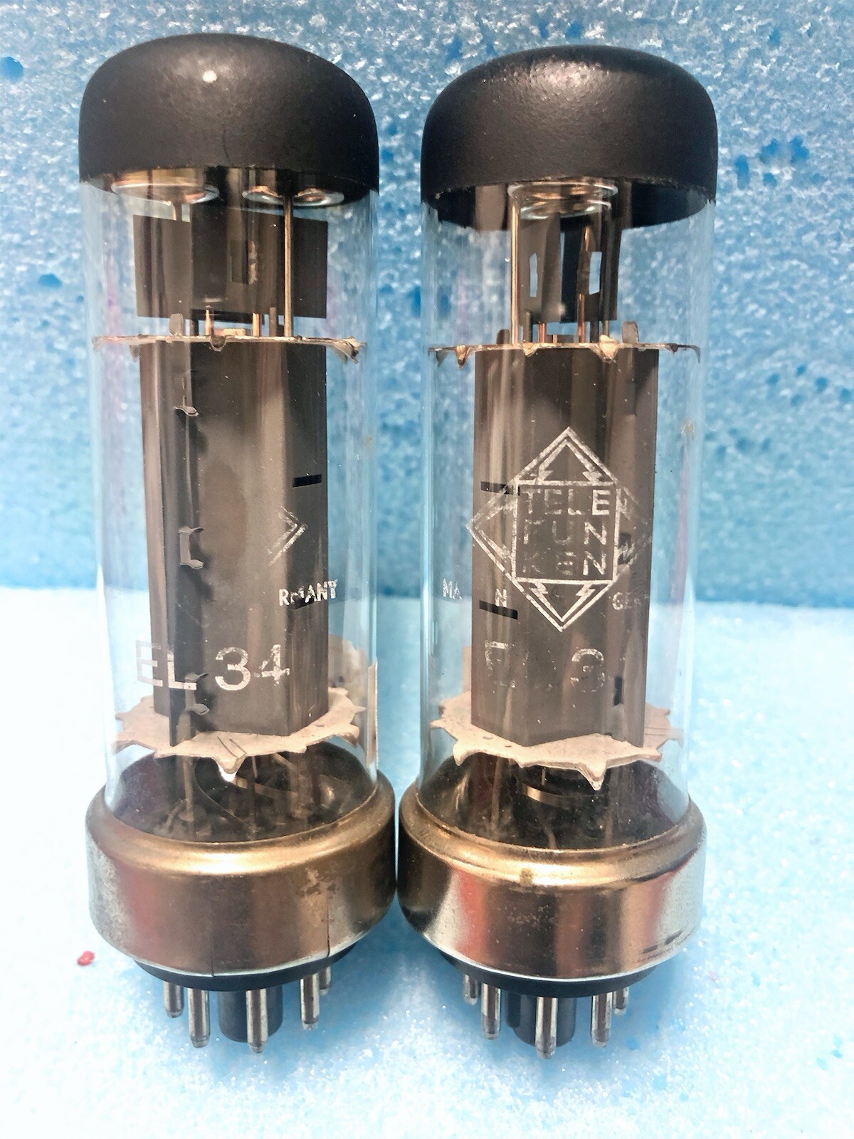 Telefunken EL34/6CA7 Metal Base Top Black Coated OO getter, tested NOS