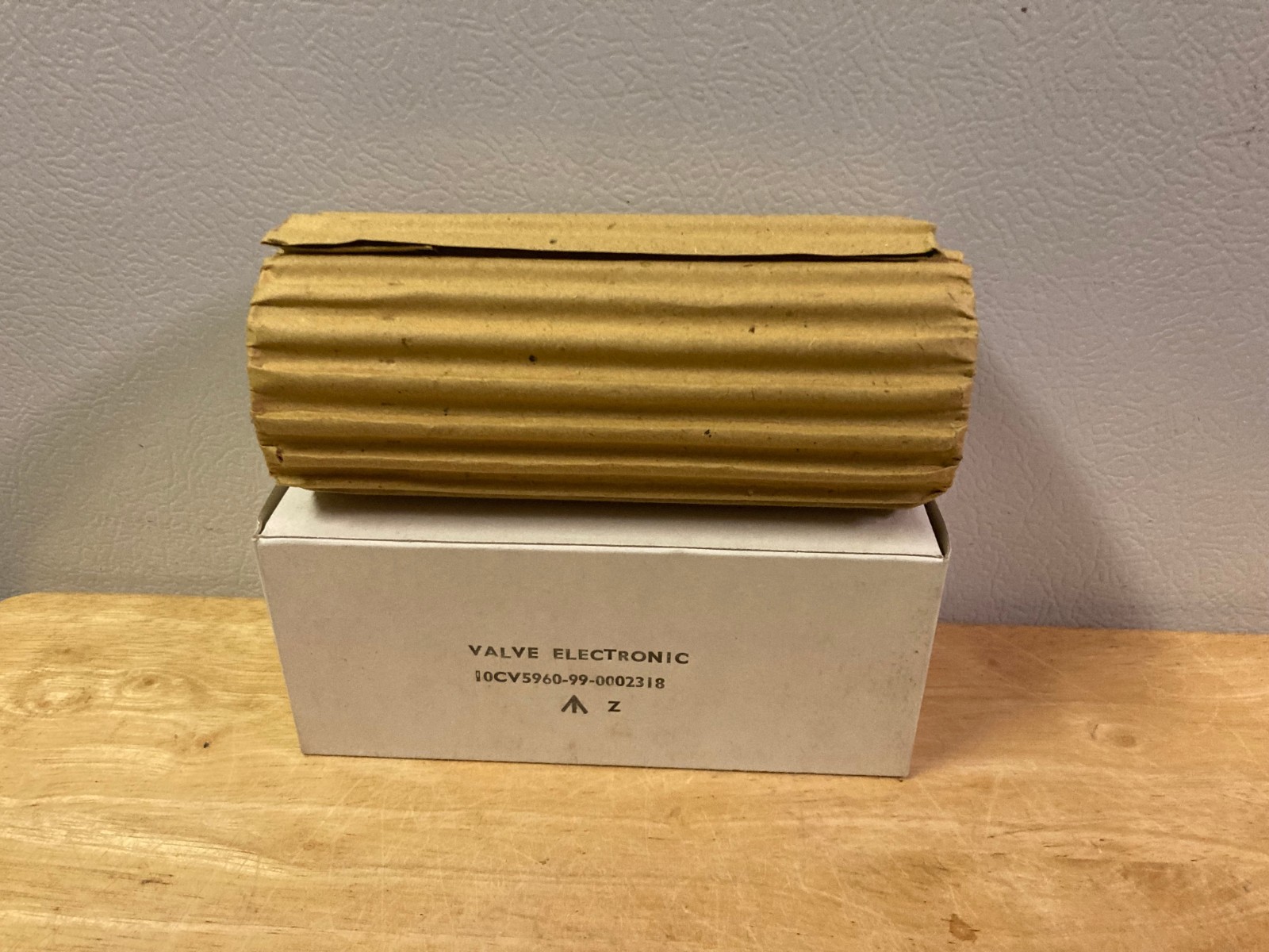 VINTAGE GEC ELECTRONIC VALVE TUBE CV 2318 IN BOX – NOS – MADE IN UNITED KINGDOM