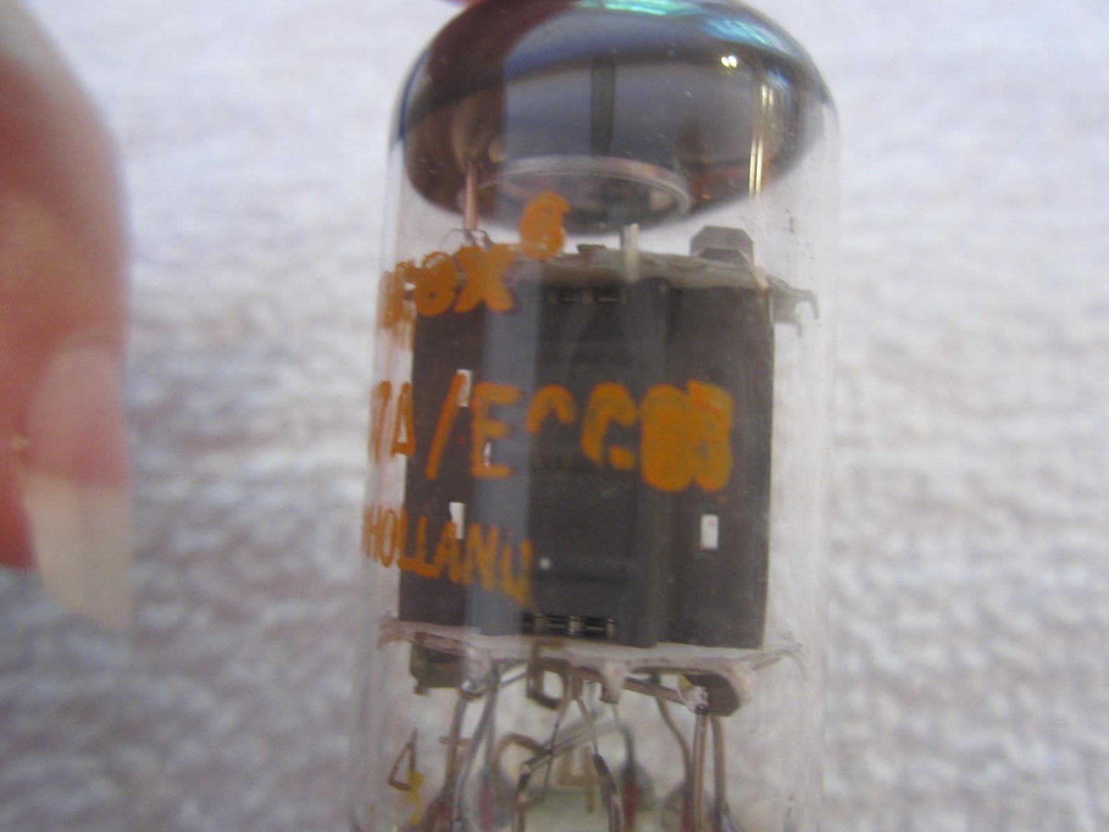 NOS Amperex 12AX7A ECC83 HALO Getter SHORT PLATE ORANG GLOBE HOLLAND VACUUM TUBE