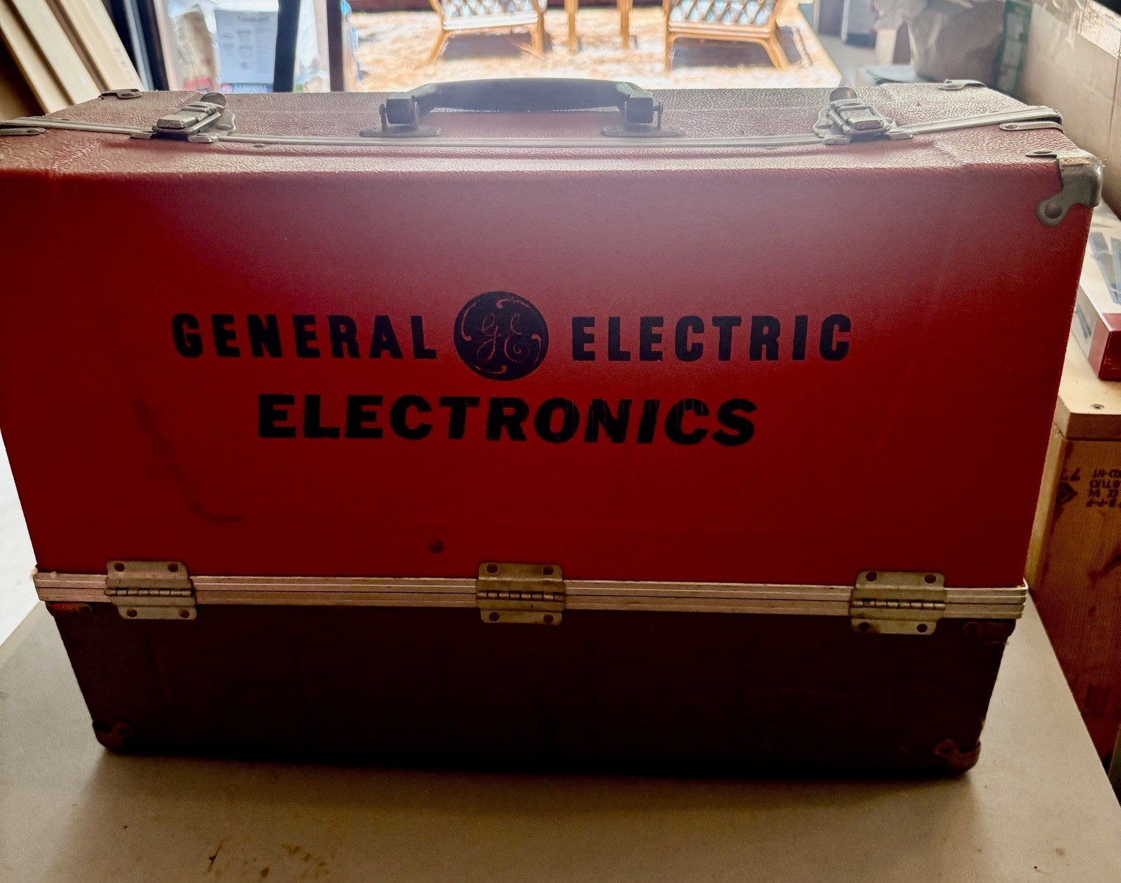 1940s GE General Electric Electronics Caddy Radio TV Tube Repairman Tool Box