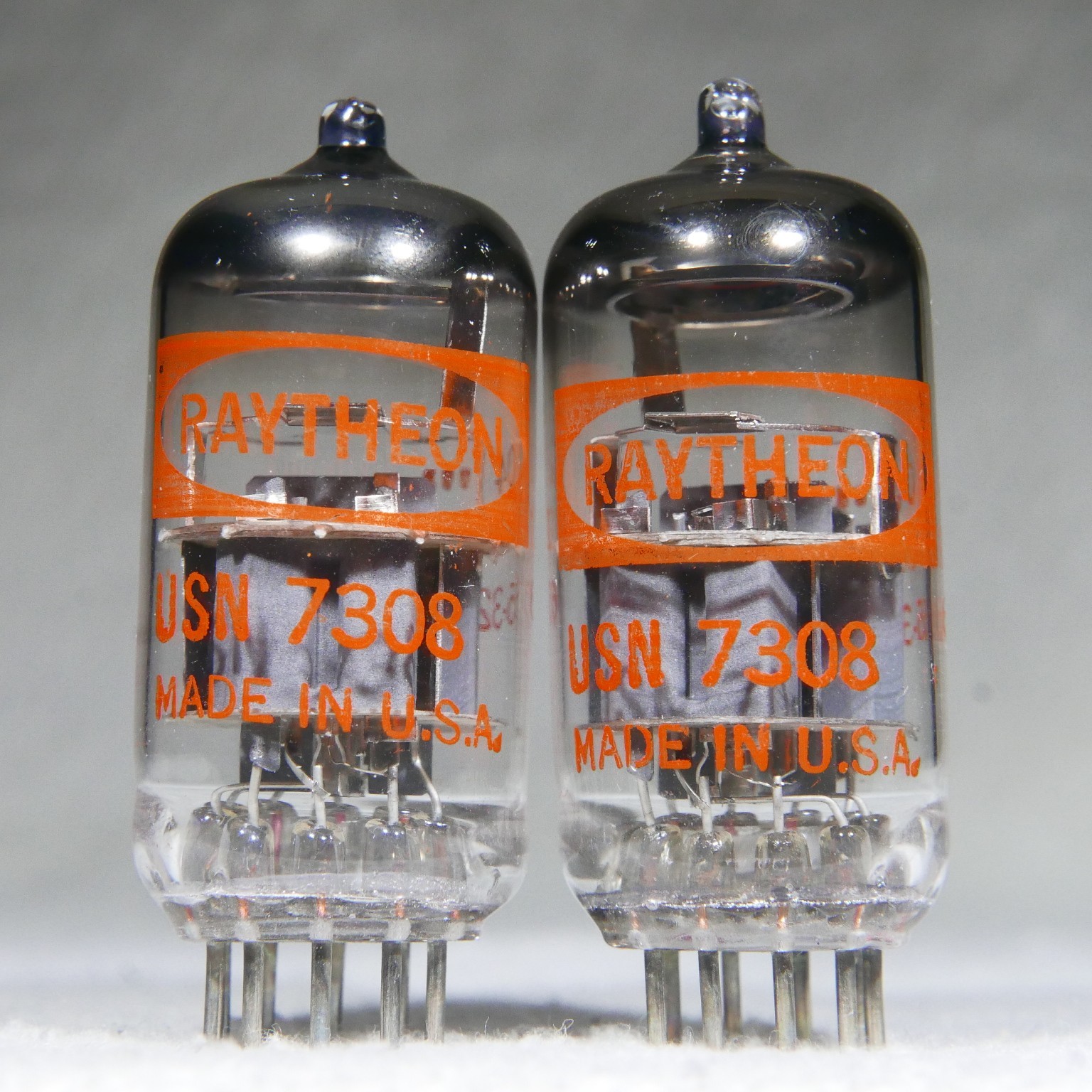 Matched Pair Raytheon USN 7308/E188CC O-Getter Mil-Spec Made in USA 1965 Strong