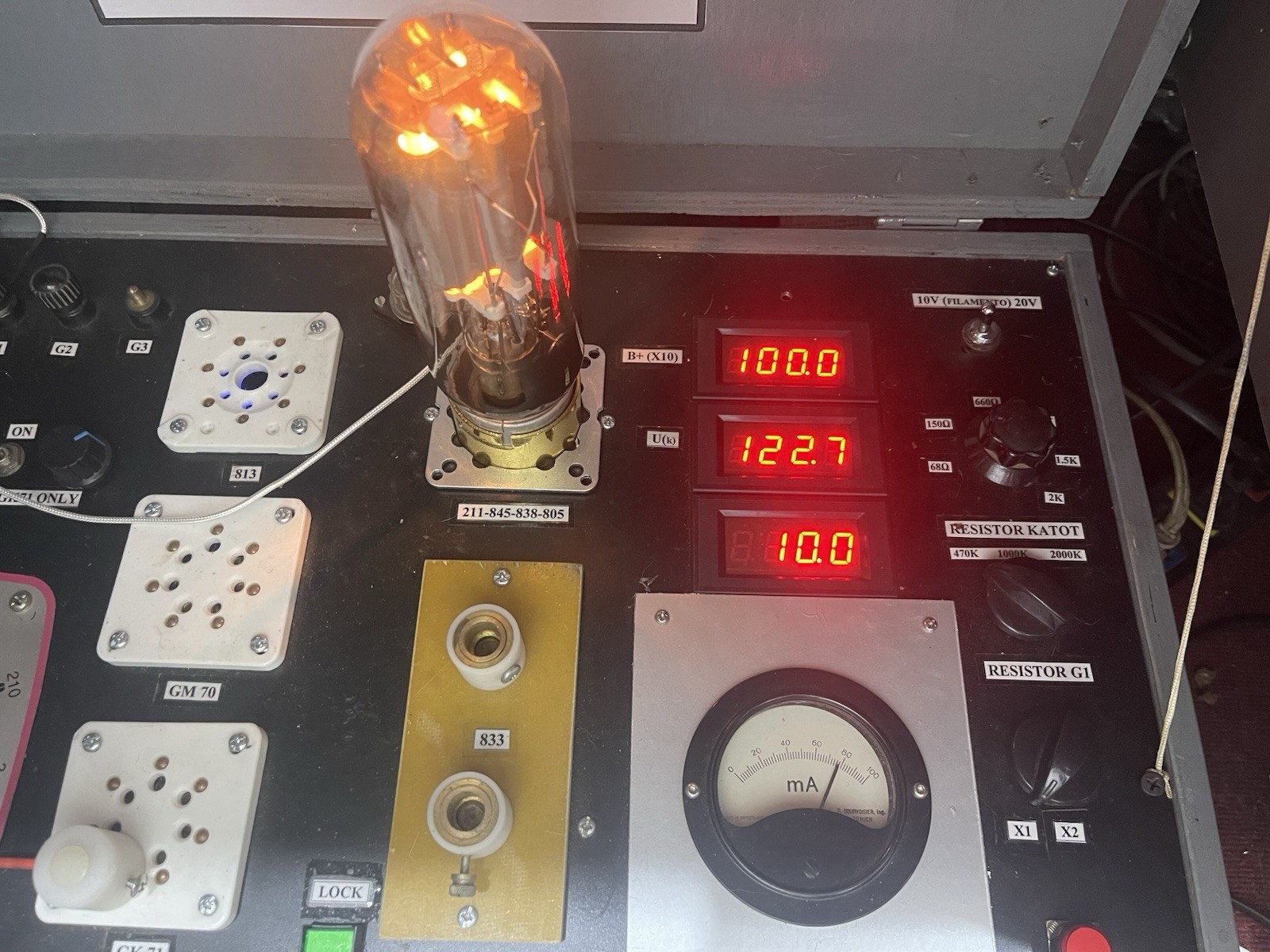 RCA 845 284-D Made By Cetron OO Getter Used Strong Tested Tightly Matched