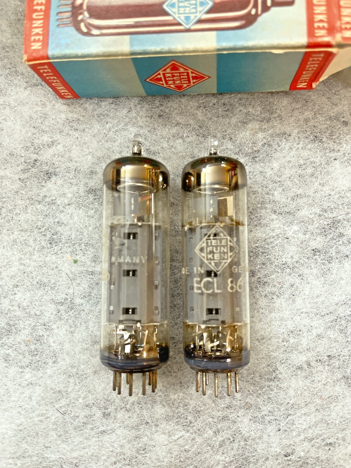 Telefunken ECL86 6GW8 NOS NIB Diamond Logo Made In Germany Matched Pair