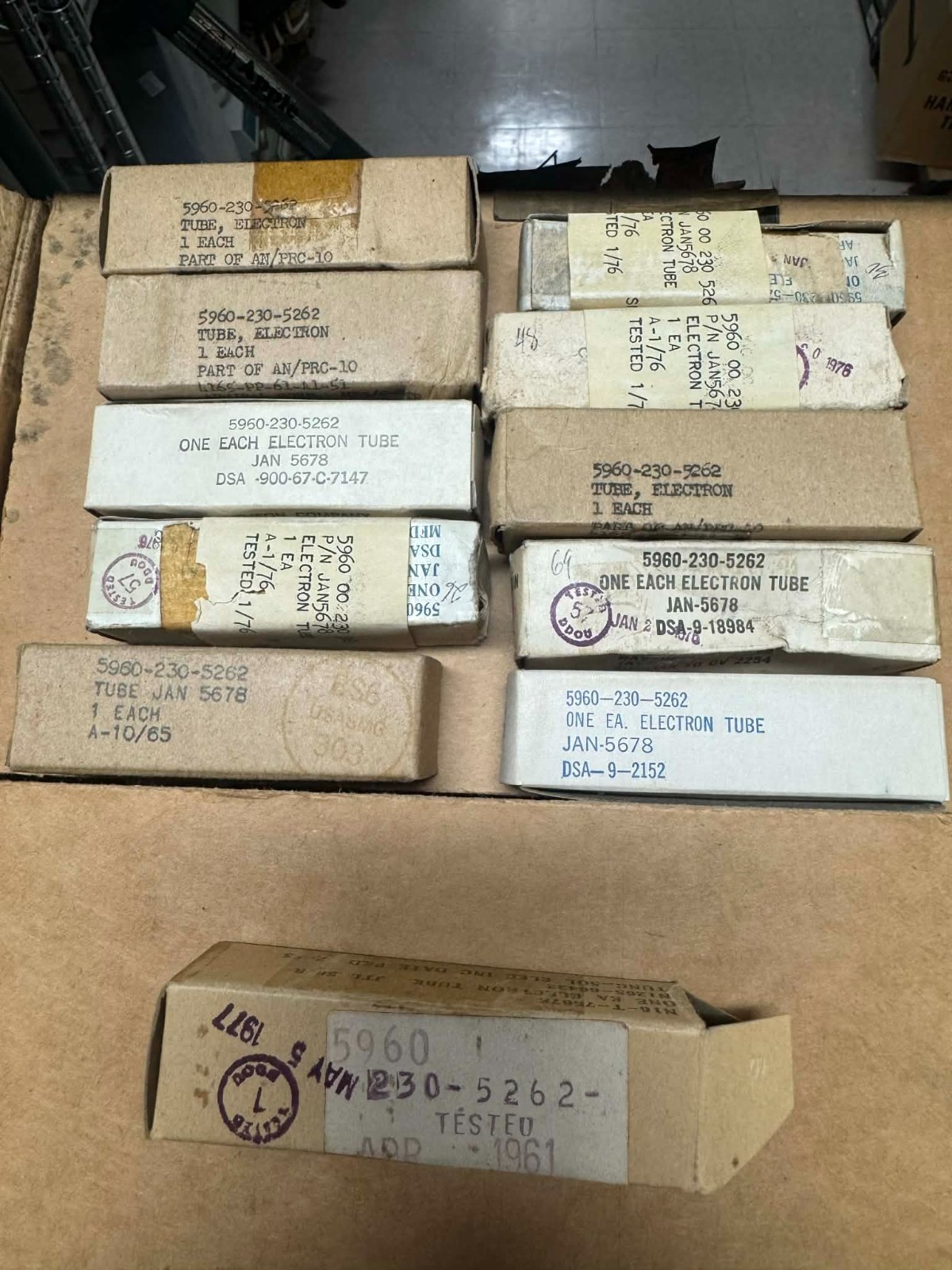 RAYTHEON ELECTRON TUBE JAN 5678 Subminiature Pentode 5960-230-5262 Lot of 5
