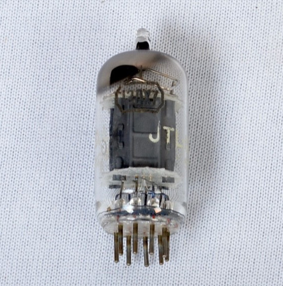 Vintage USA-Made Tung-Sol 12AX7 Preamp Tube – Tests Strong