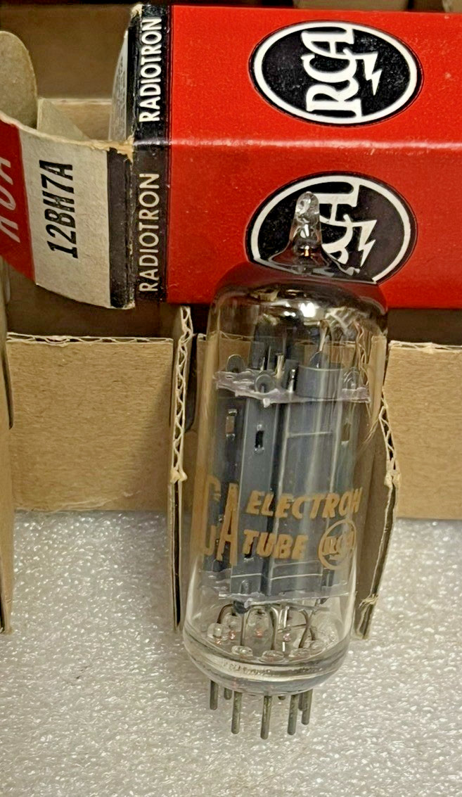 RARE NOS NIB PERFECT RCA 12BH7 SQUARE FOIL GETTER TUBE 12BH7A BLACK PLATES *MINT