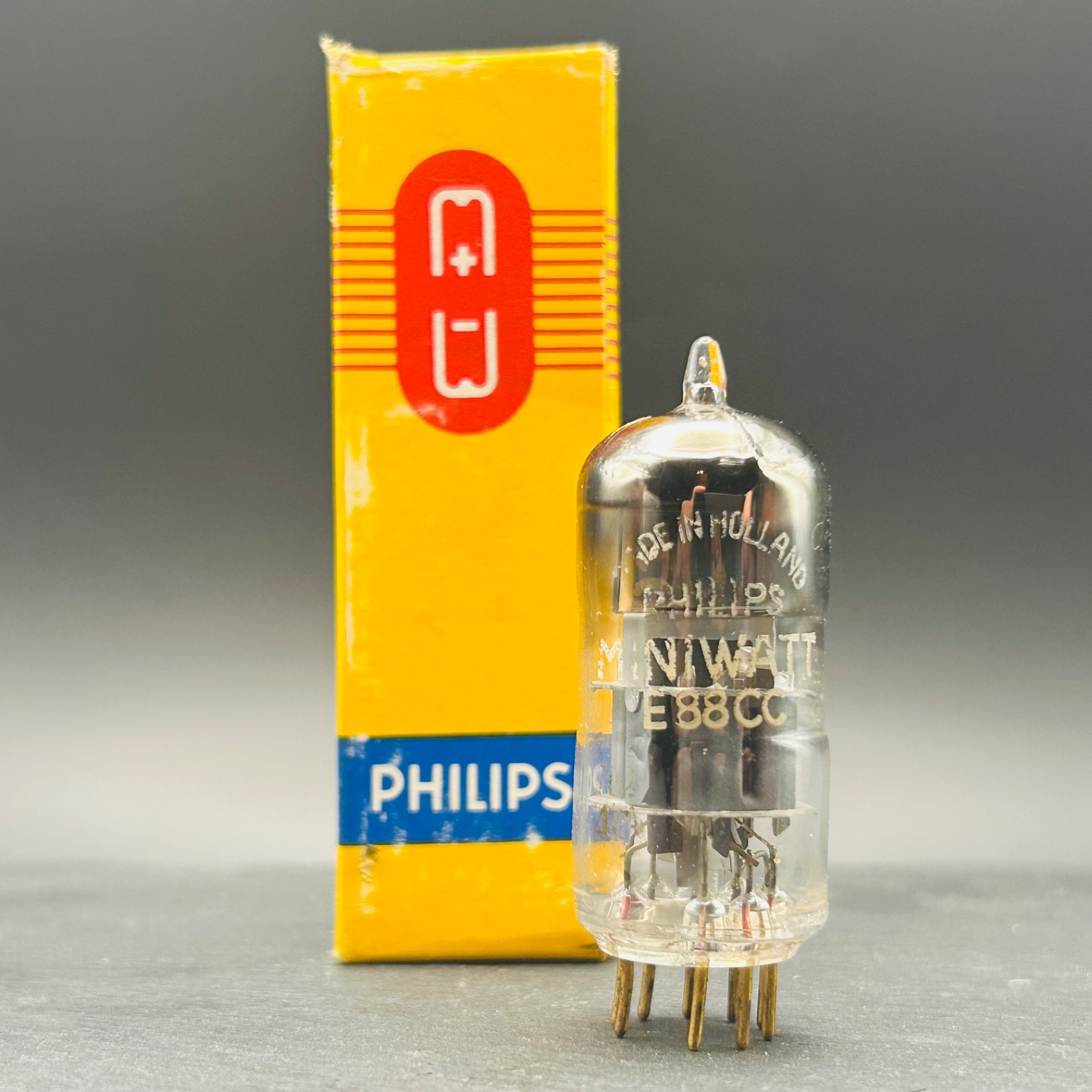 Philips Miniwatt E88CC 6922 Pinched Waist D-Getter Heerlen Holland Tested Rare