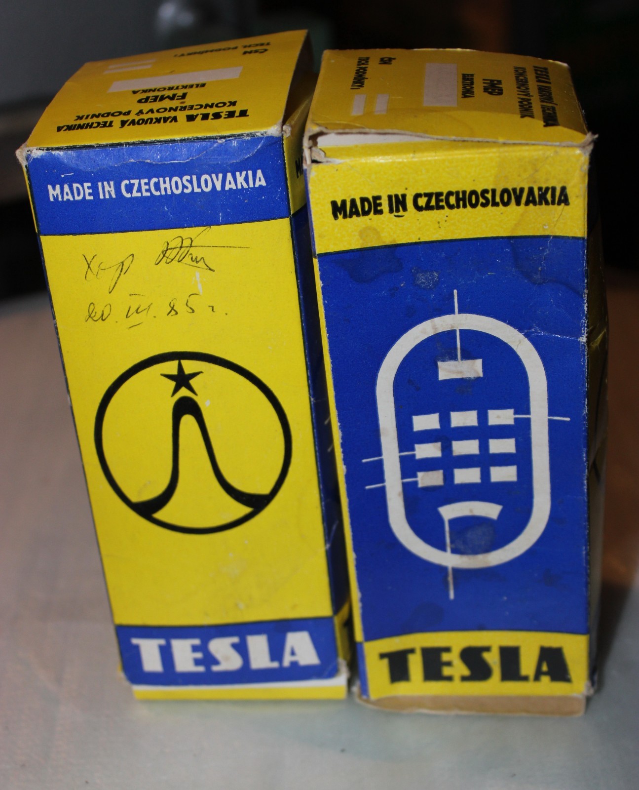 ZE025XA TESLA Transmitting Tetrode tube RE025XA 4CX250B GU70b NOS NIB ✅