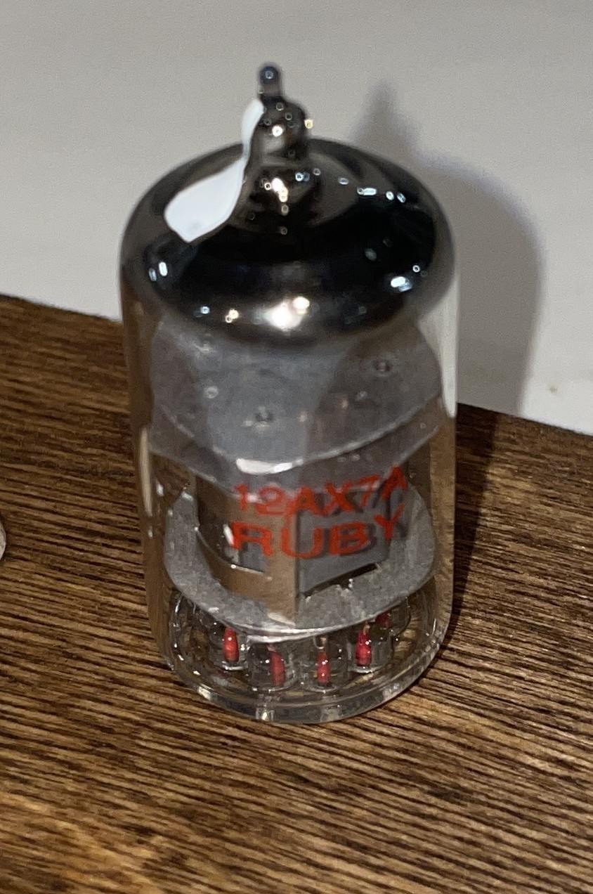 12AX7A Tube, Ampeg pre-amp SVPPRO, V1 , Low AC hum, NOS