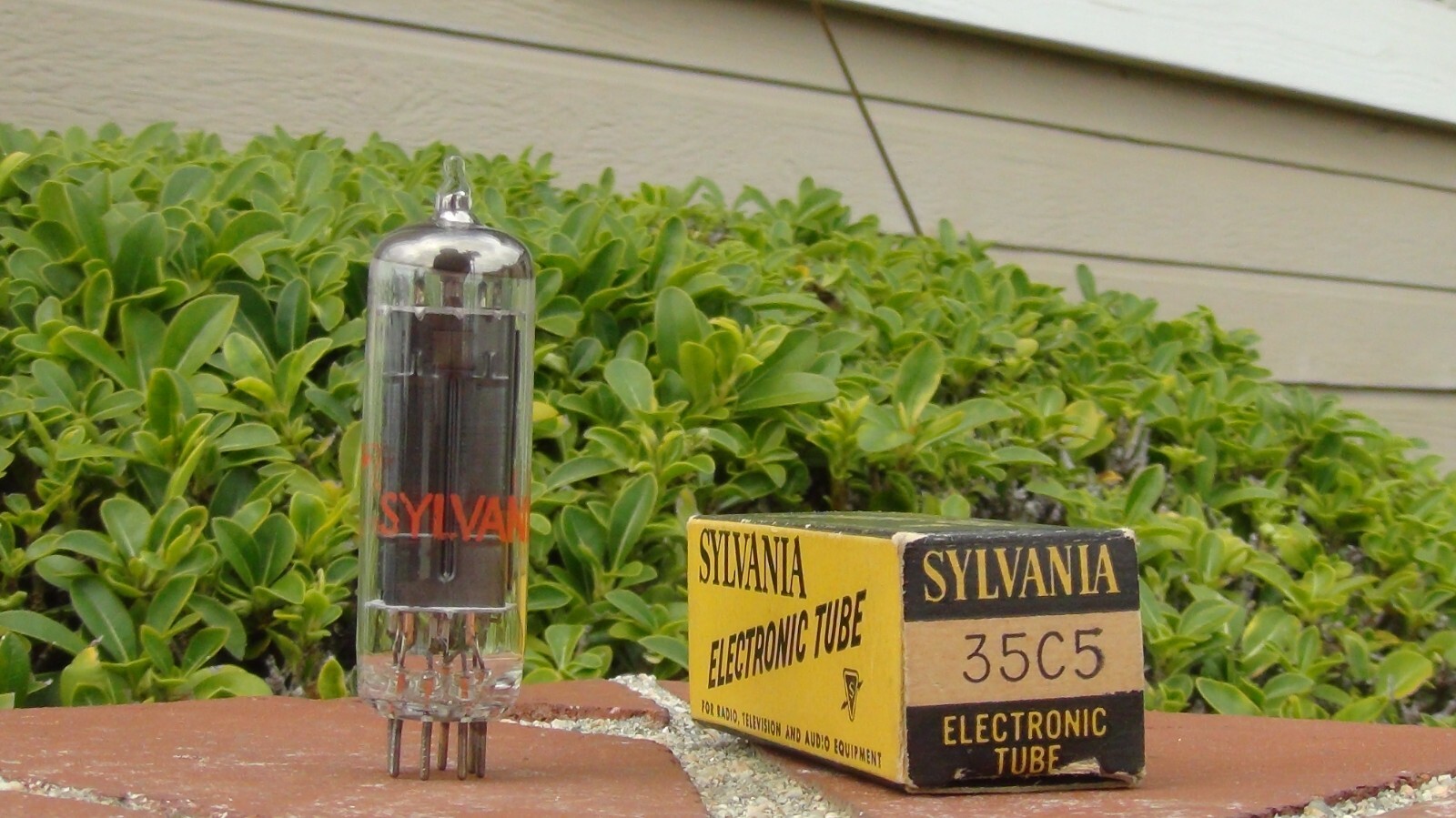 35C5 NOS/NIB Sylvania Power Output Tetrode Tube-Tested-Free Shipping in the US
