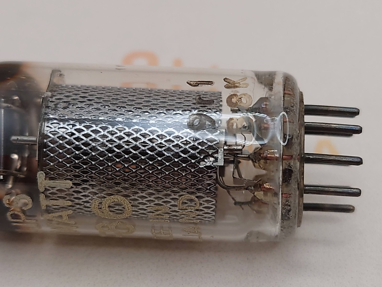 1x Mullard EF86 Long Mesh Plates Square Getter – Blackburn ’58 – Philips Label