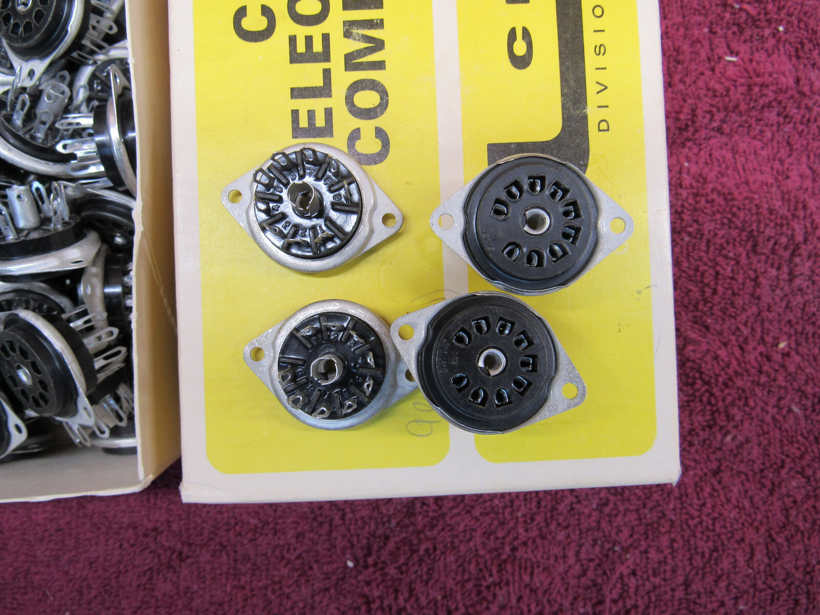 (4) NOS VINTAGE CINCH 9EB VACUUM TUBE SOCKET 9-PIN 12AX7 12AU7