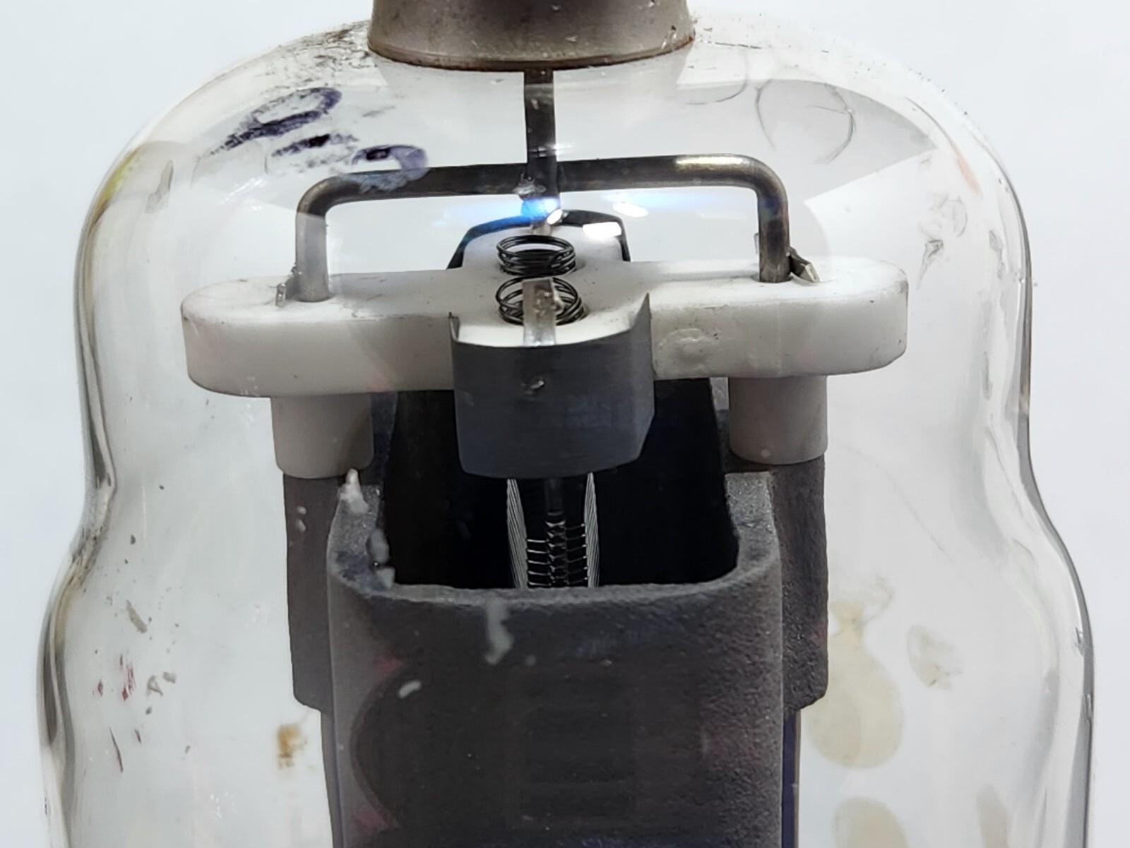 Vintage Electronic Tub No Brand