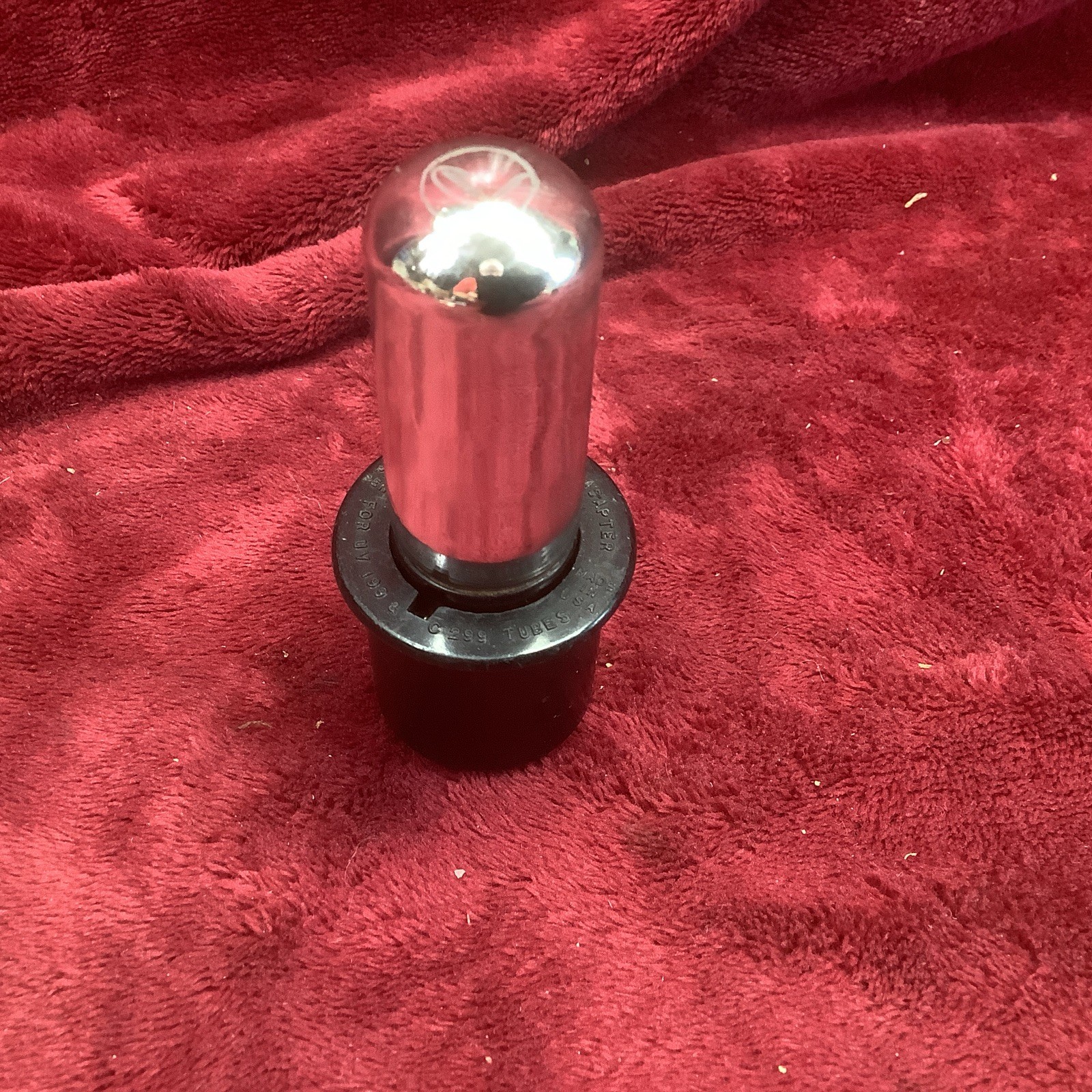 Pacent No. 20 Bakelite Adaptor for UV 199 and C299 Radio Tube Holder Socket