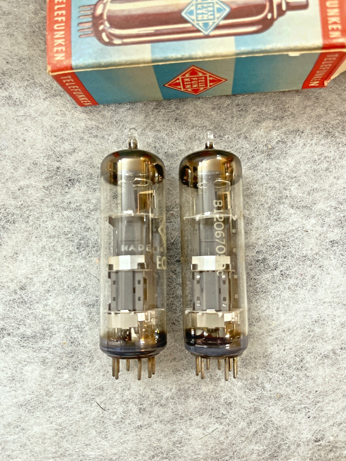 Telefunken ECL86 6GW8 NOS NIB Diamond Logo Made In Germany Matched Pair
