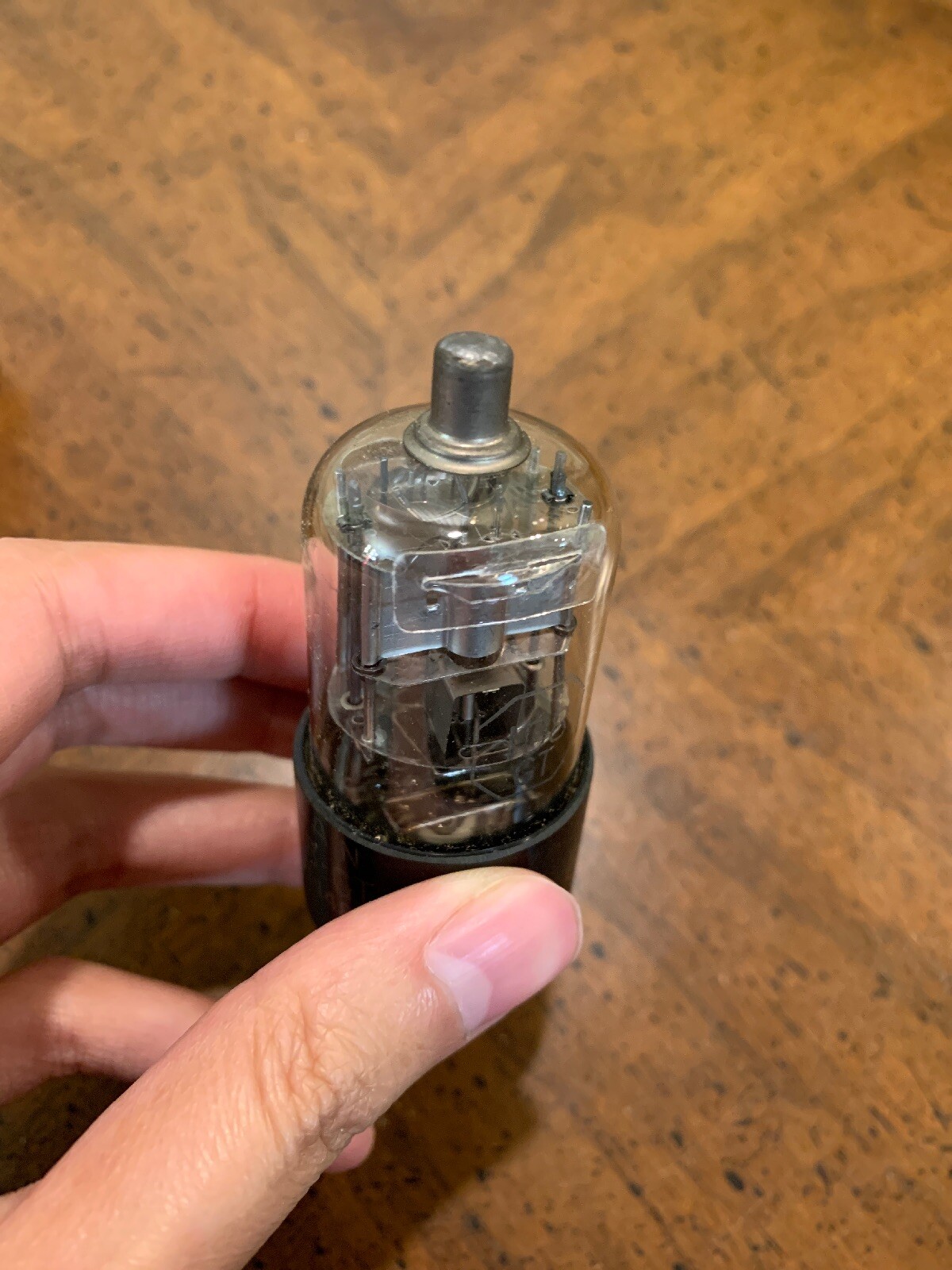 1D8GT / VT148 NOS vacuum tube JAN RCA