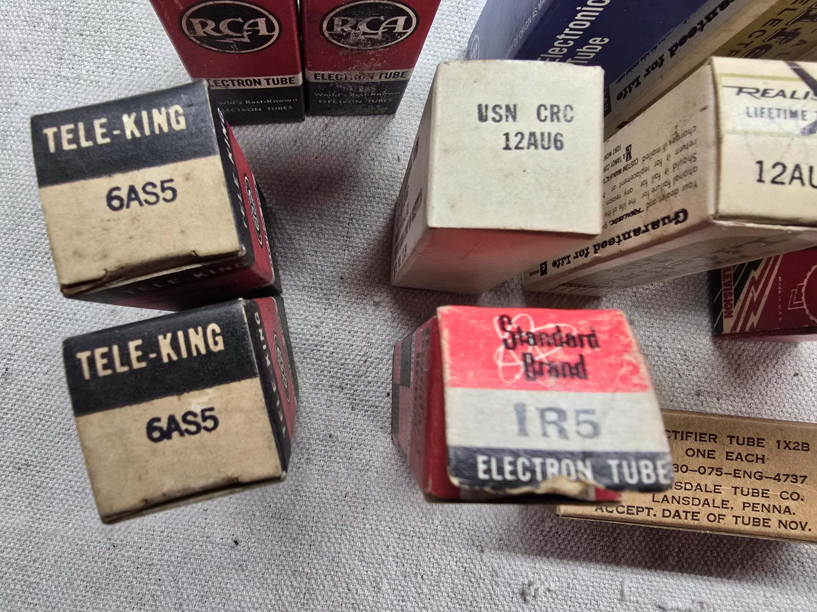 Lot of 13 Assorted Vacuum Tubes 2AF4A, 1X2B, 1R5, 6BZ6, 6AT8A, 6LN8, 12AU6, 6AS5