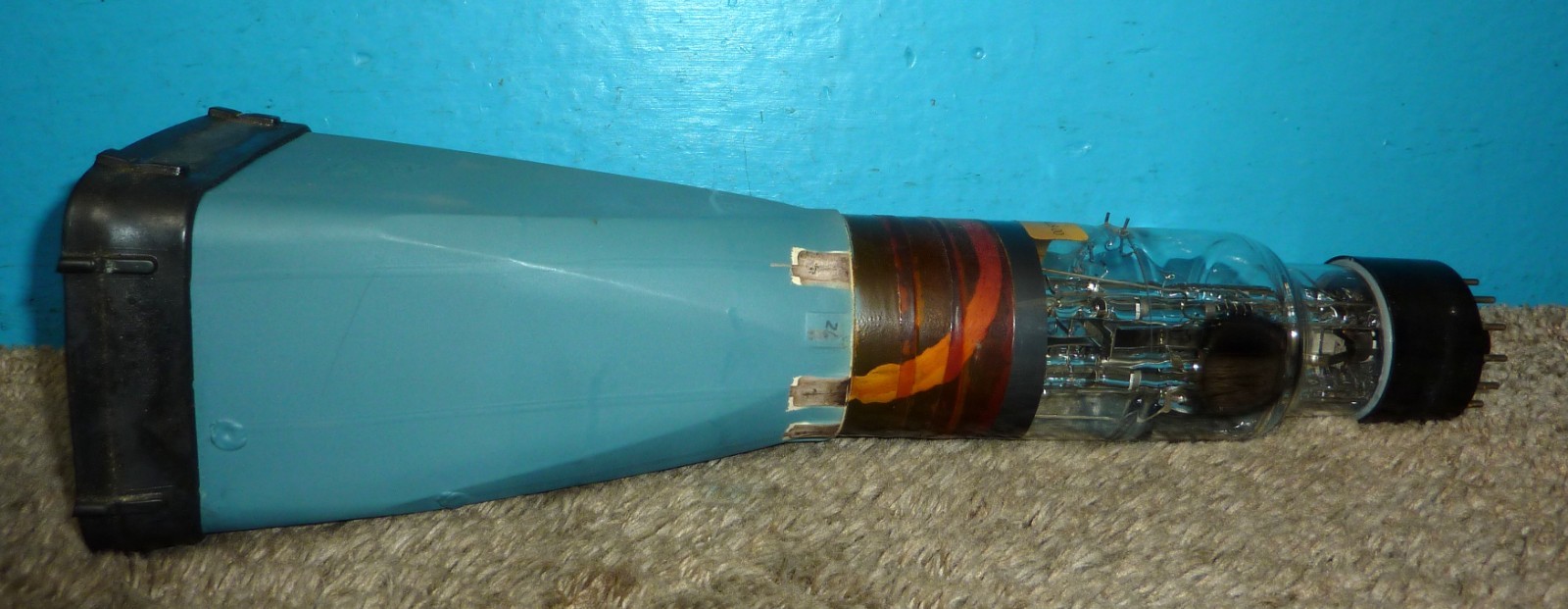 Tektronix 154-0418-00 CRT Cathode Ray Tube for 564 Storage Oscilloscope