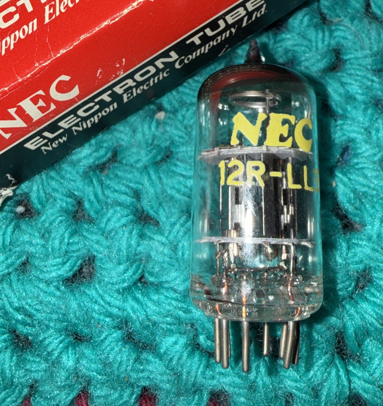 1x Vintage NOS NEC Nippon (WE Japan) 12R-LL3 12RLL3 /Rare 1960s /12AV7 /ECC802