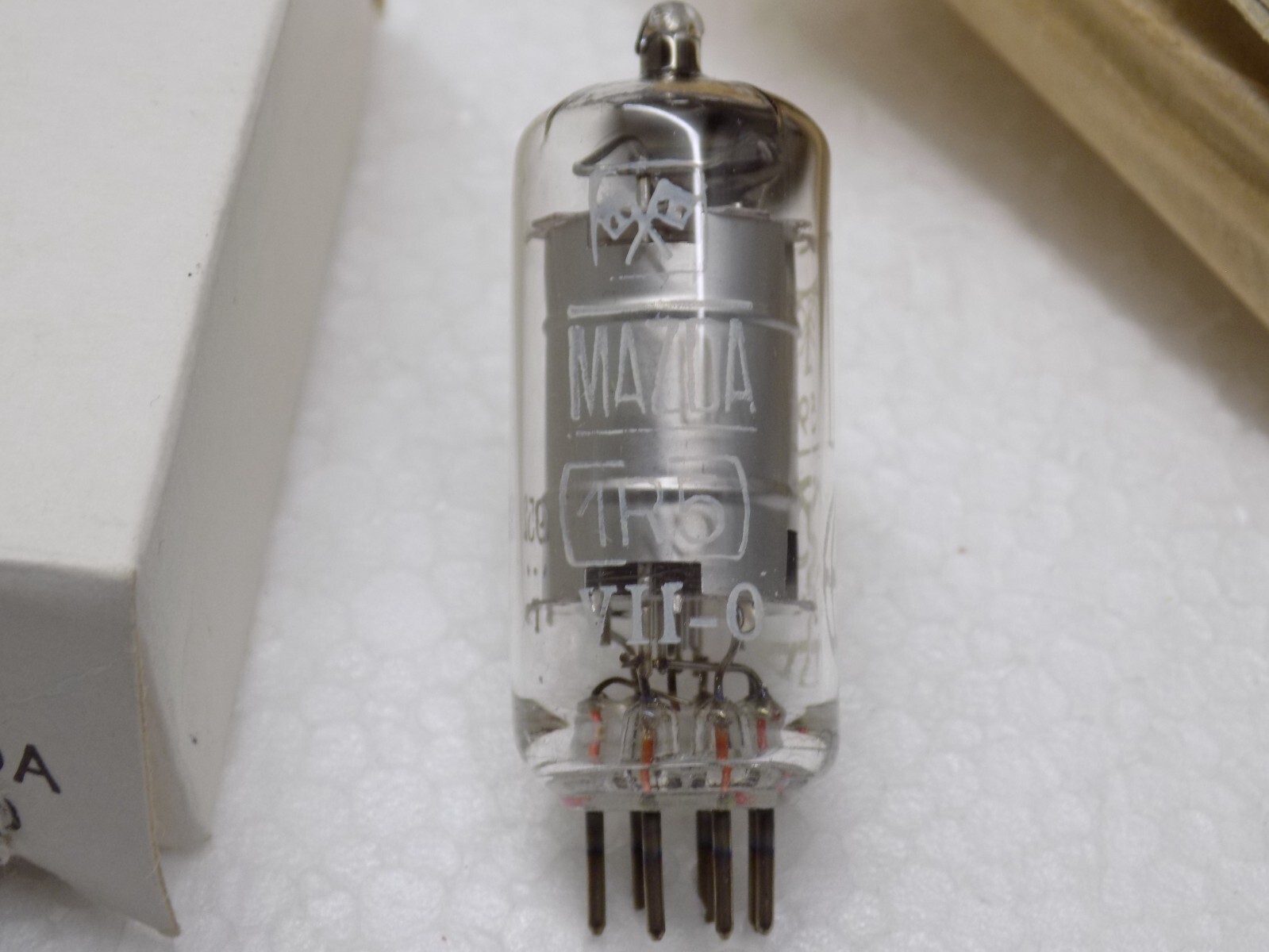 1x 1R5 MAZDA RADIO TUBES