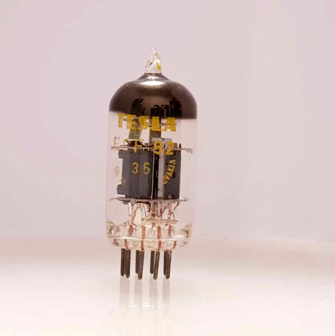 1 x TESTED* ECF82 TESLA Triode-Pentode TUBE 6U8 1970y NEW