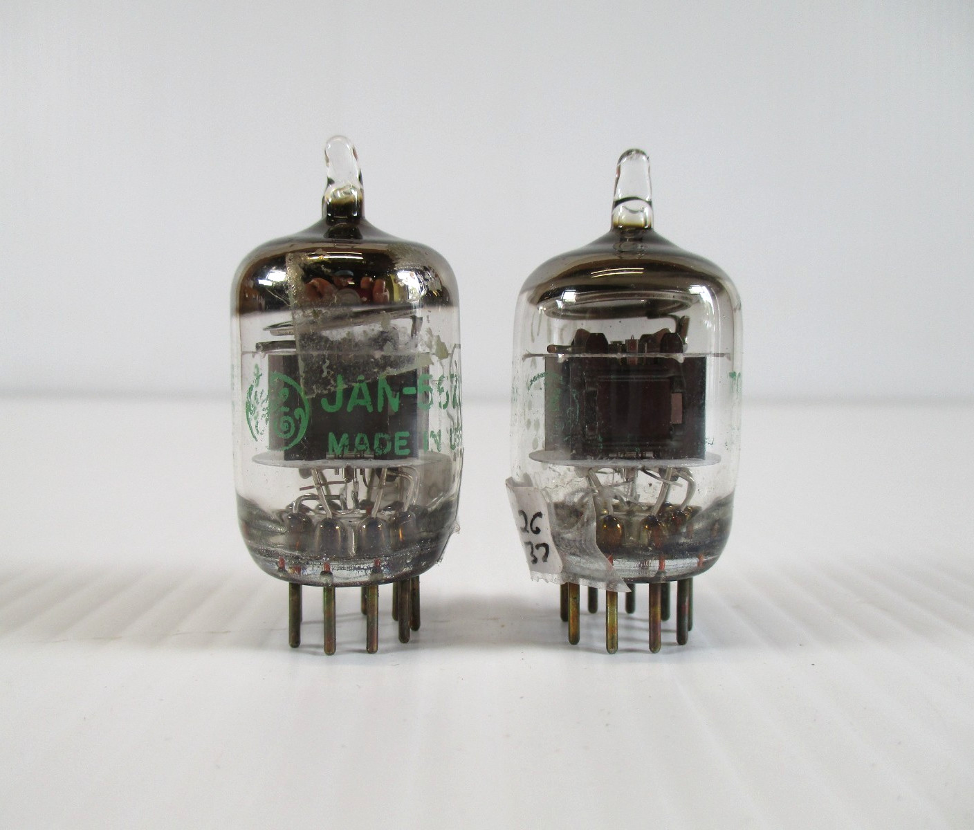 Pair GE JAN 5670W Vacuum Tubes Black Plate Foil Getter TV-7 Tested Strong