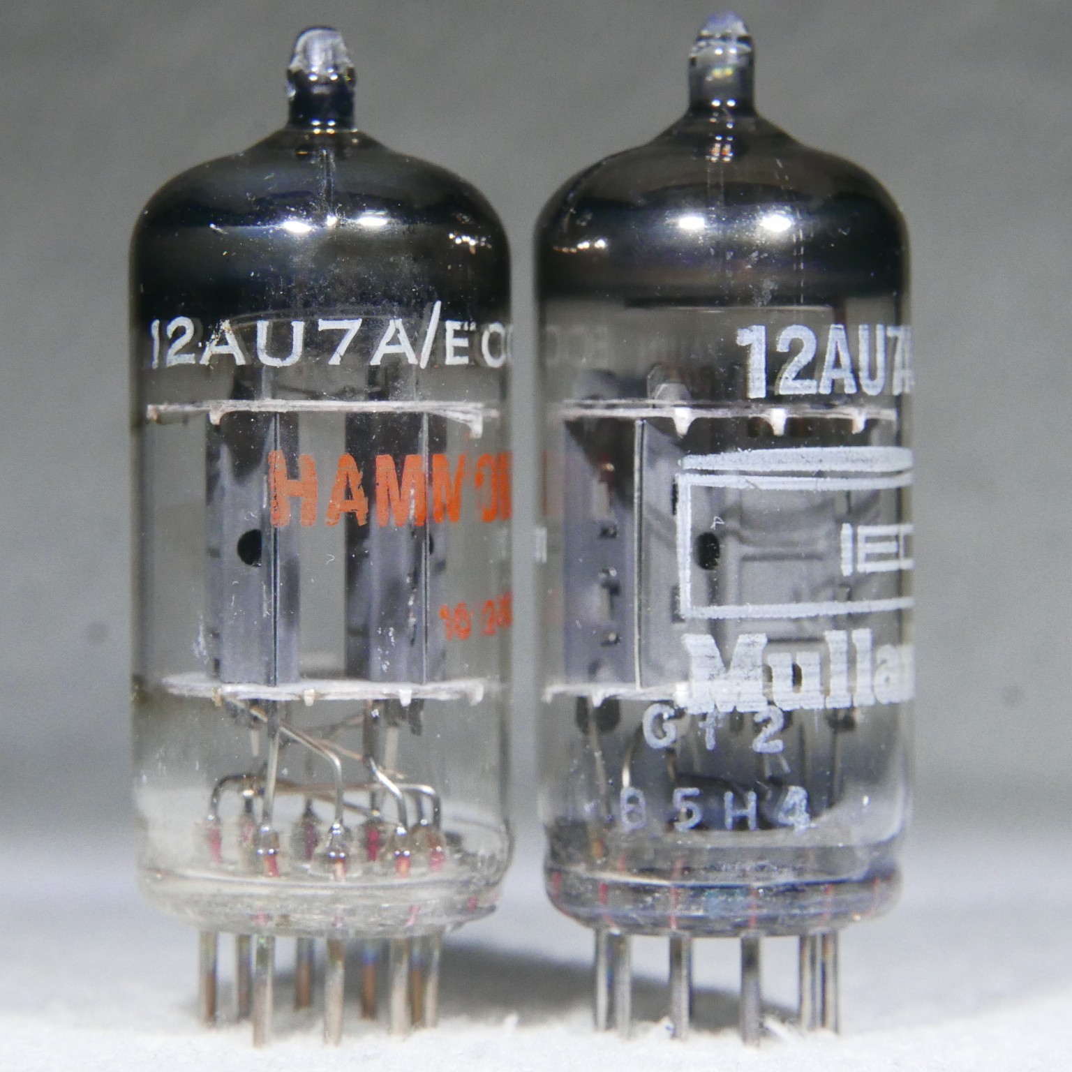 Pair Mullard 12AU7A/ECC82 Short Plate O-Getter Blackburn UK 1968/1965