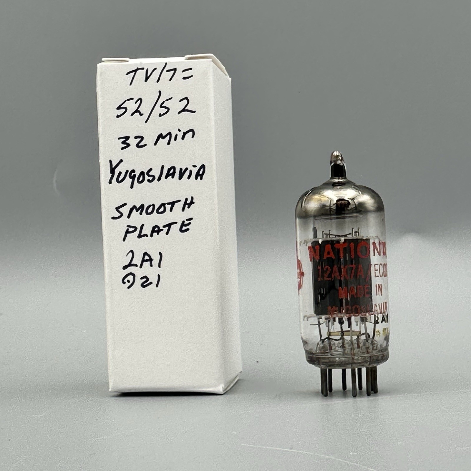 VINTAGE NATIONAL YUGOSLAVIA 12AX7A ECC83 SMOOTH PLATE TUBE