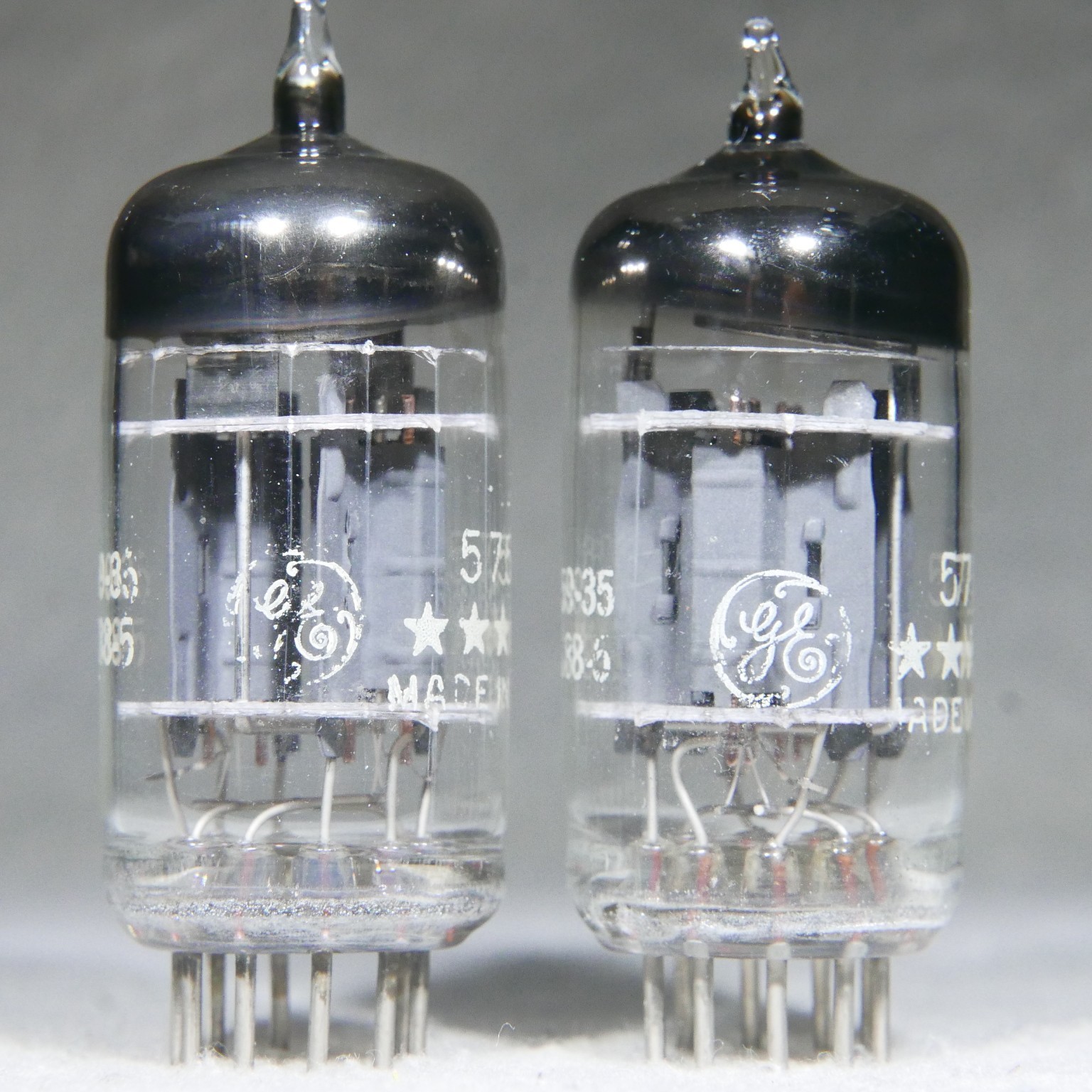 Matched Pair GE Five Star 5751/12AX7/ECC83 Triple Mica O-Getter USA 1959